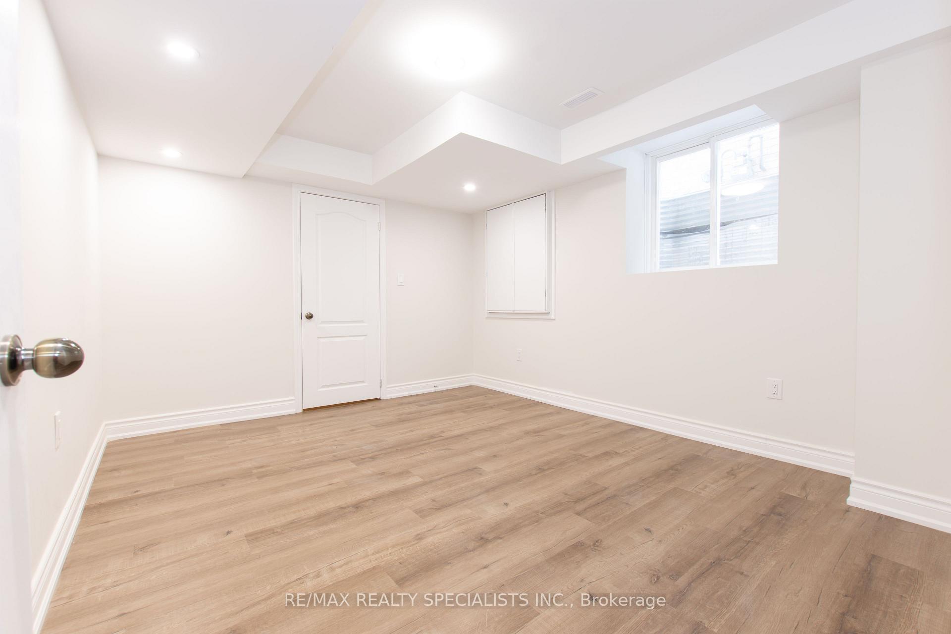 Photo 12 of Unit Bsmt, 1563 Doran Crescent, Milton, Ford — HOMEH