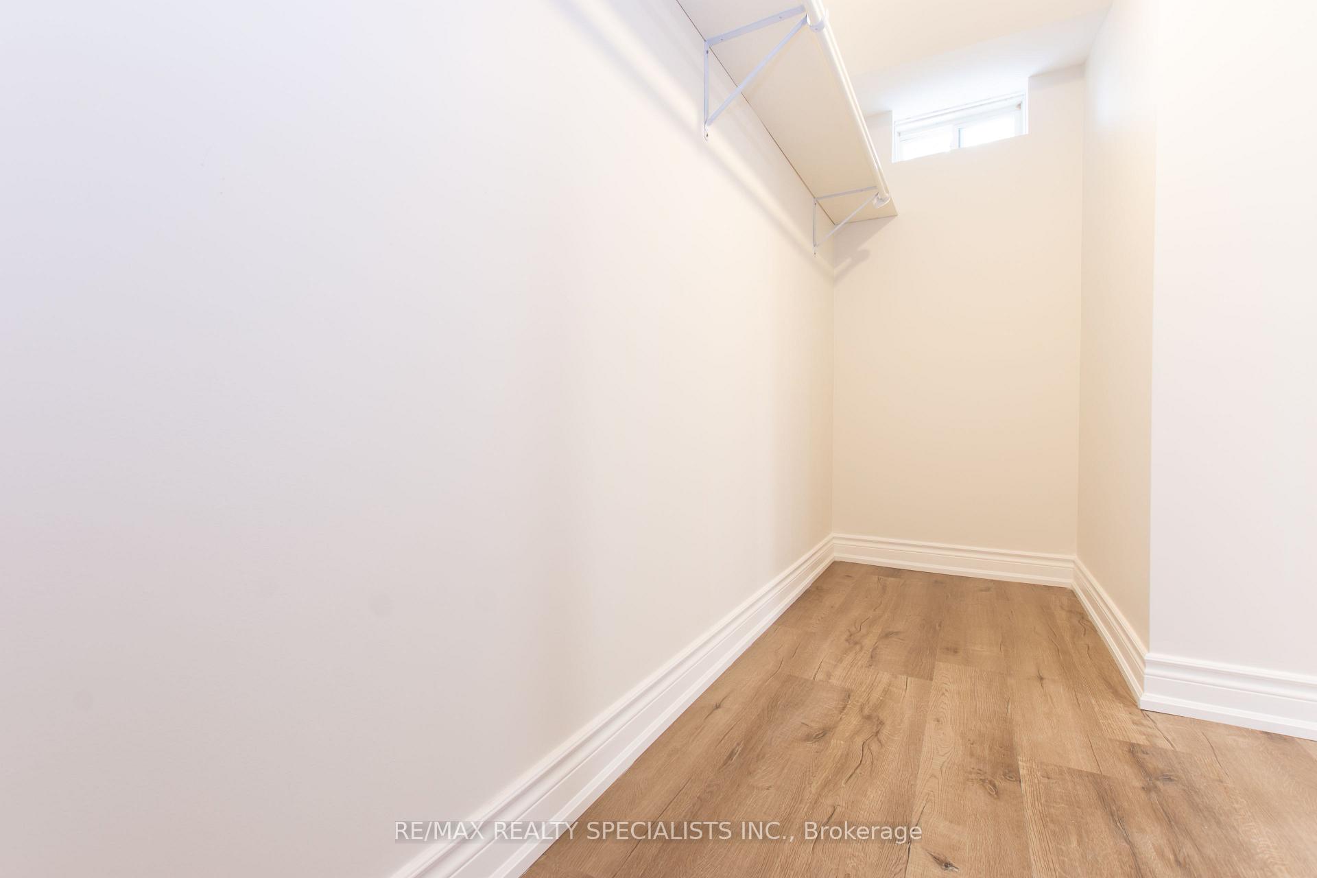 Photo 13 of Unit Bsmt, 1563 Doran Crescent, Milton, Ford — HOMEH