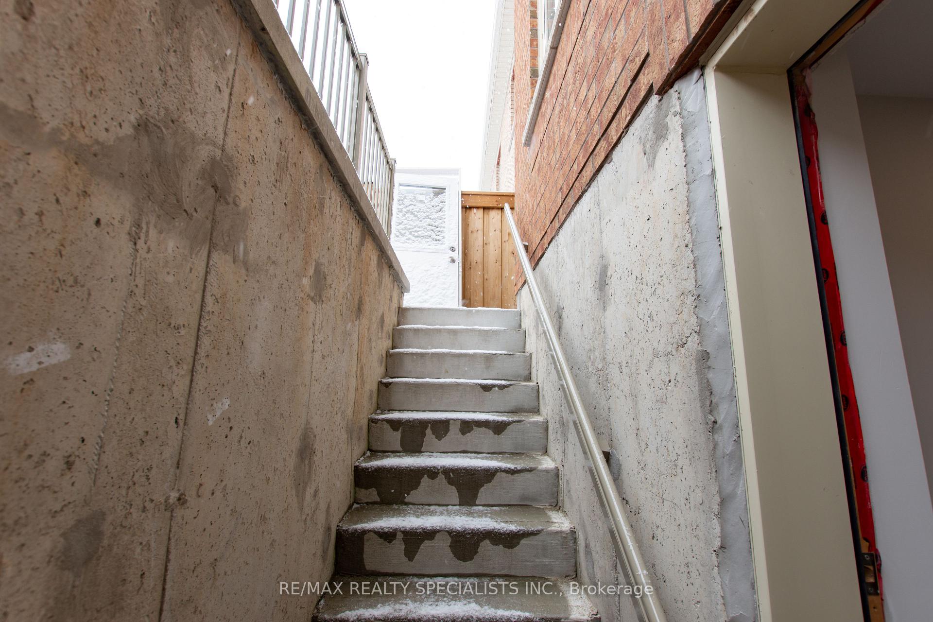 Photo 20 of Unit Bsmt, 1563 Doran Crescent, Milton, Ford — HOMEH