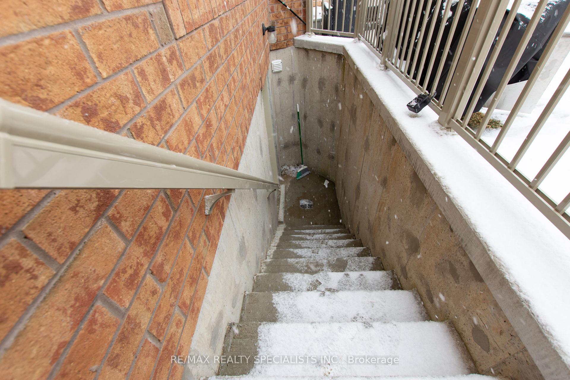 Photo 21 of Unit Bsmt, 1563 Doran Crescent, Milton, Ford — HOMEH