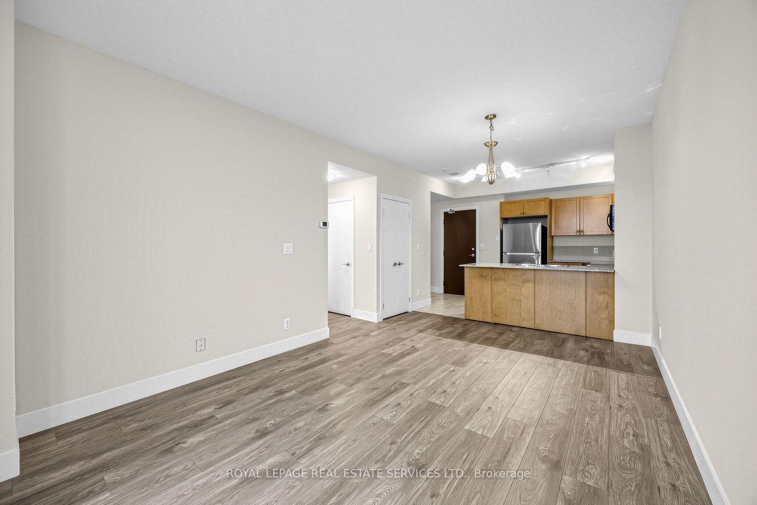 Photo 12 of Unit 1704, 1359 Rathburn Road E, Mississauga, Rathwood — HOMEH