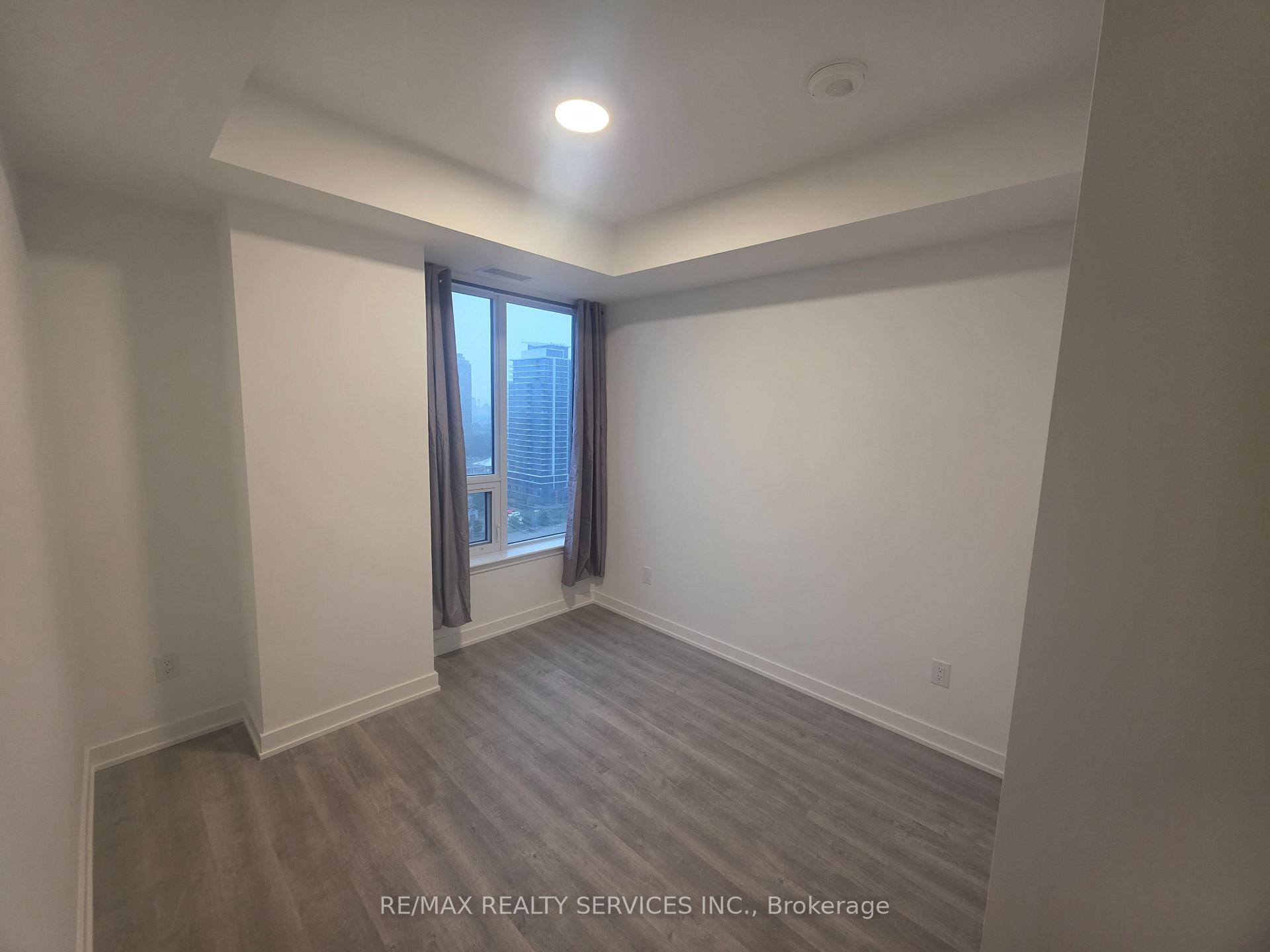 Photo 15 of Unit 1504, 5105 Hurontario Street, Mississauga, Hurontario — HOMEH