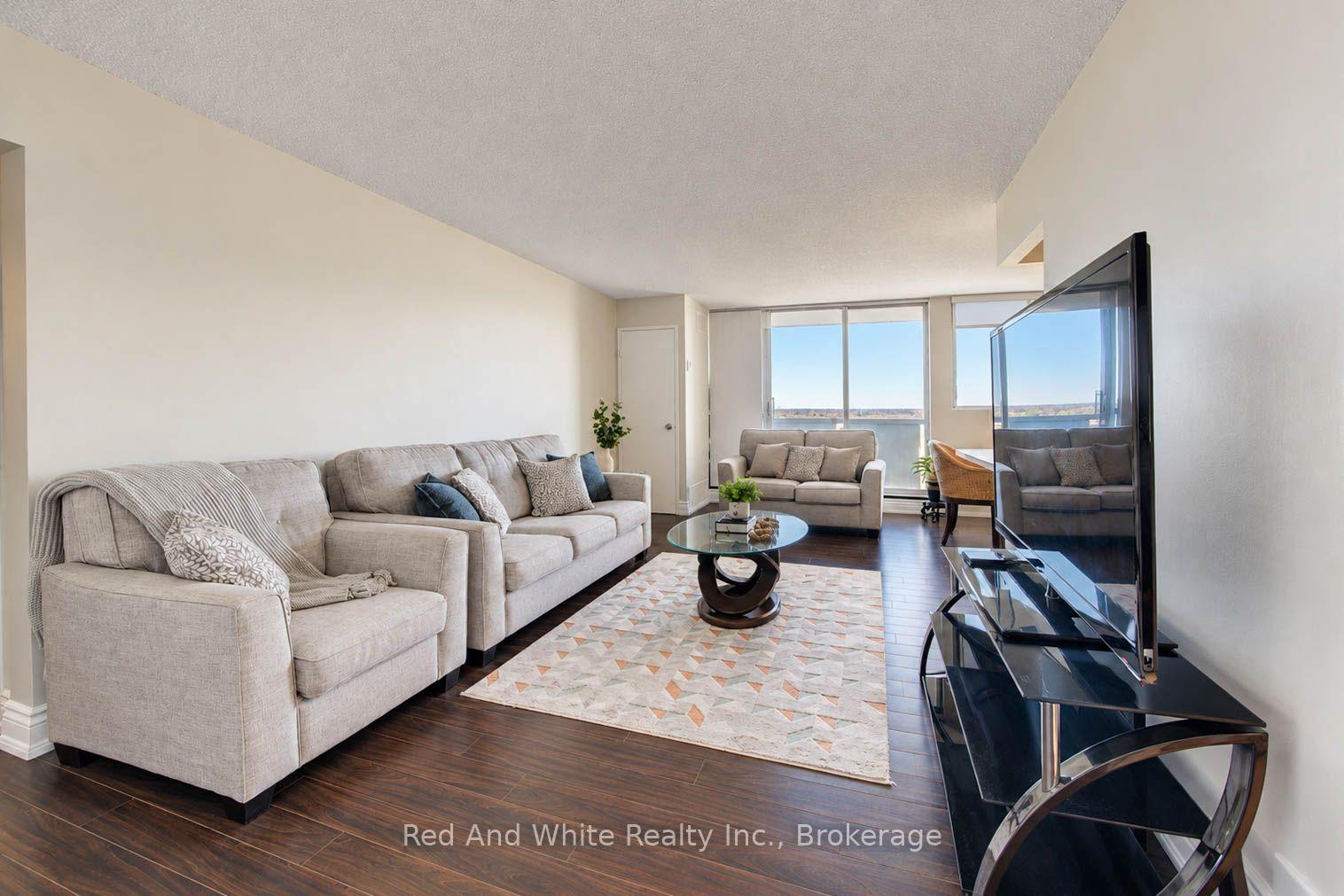 Photo 4 of Unit 1101, 375 King Street N, Waterloo, Lakeshore Village — HOMEH