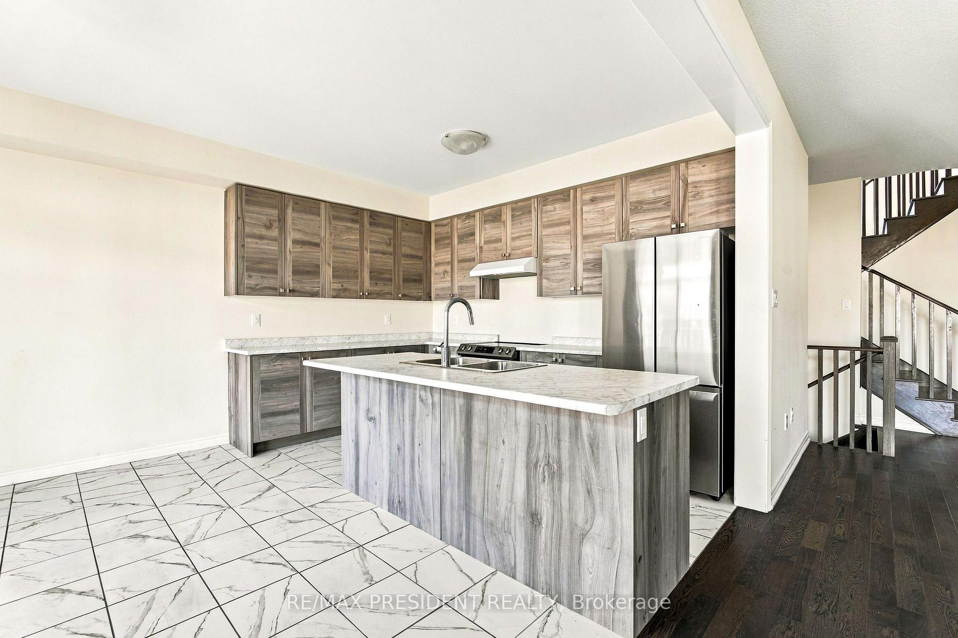 Photo 10 of 1 Ladd Avenue, Brantford, Empire South — HOMEH