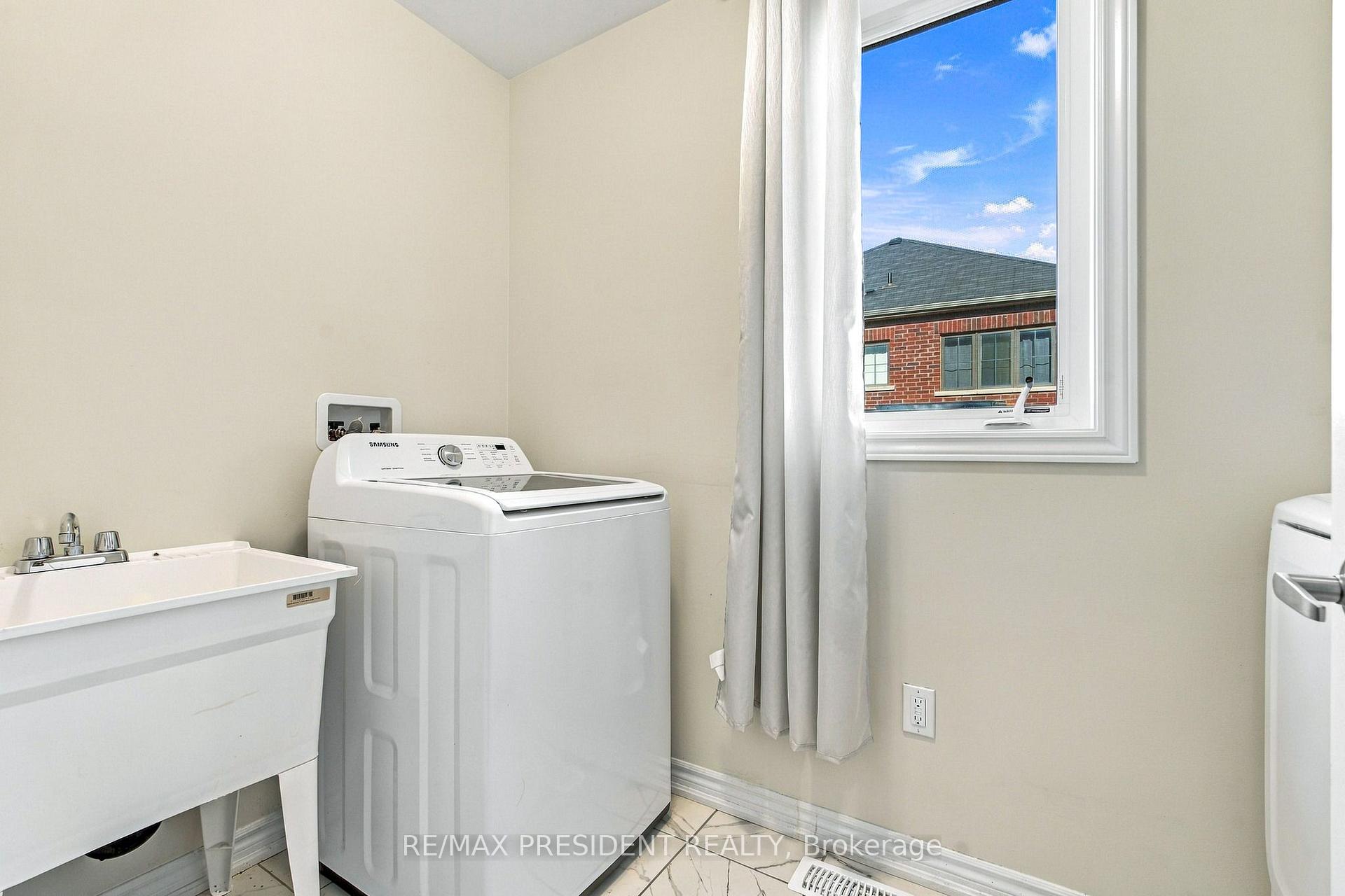 Photo 15 of 1 Ladd Avenue, Brantford, Empire South — HOMEH