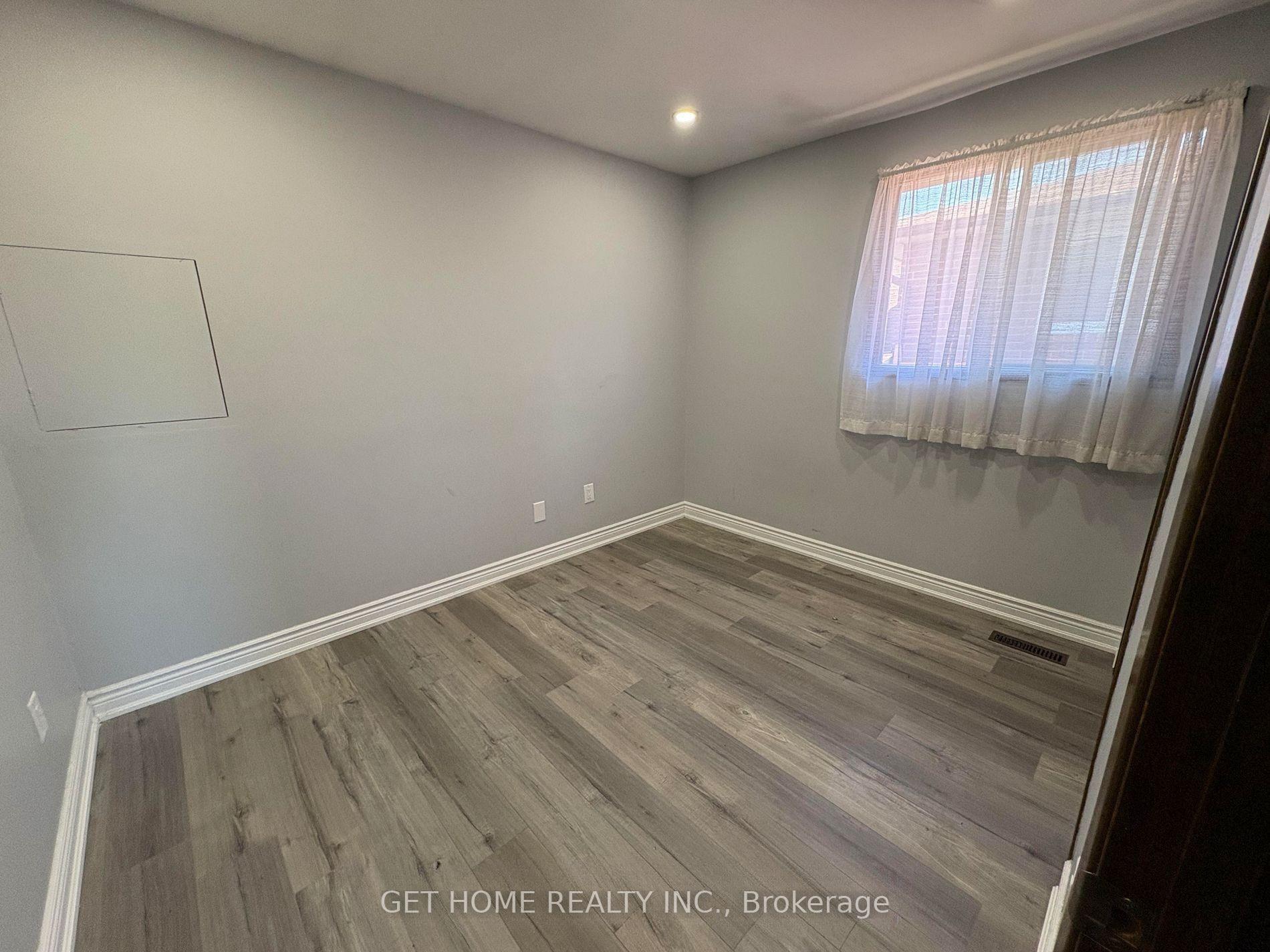 Photo 6 of Unit #Main, 55 Major Oaks Drive, Brampton, Madoc — HOMEH