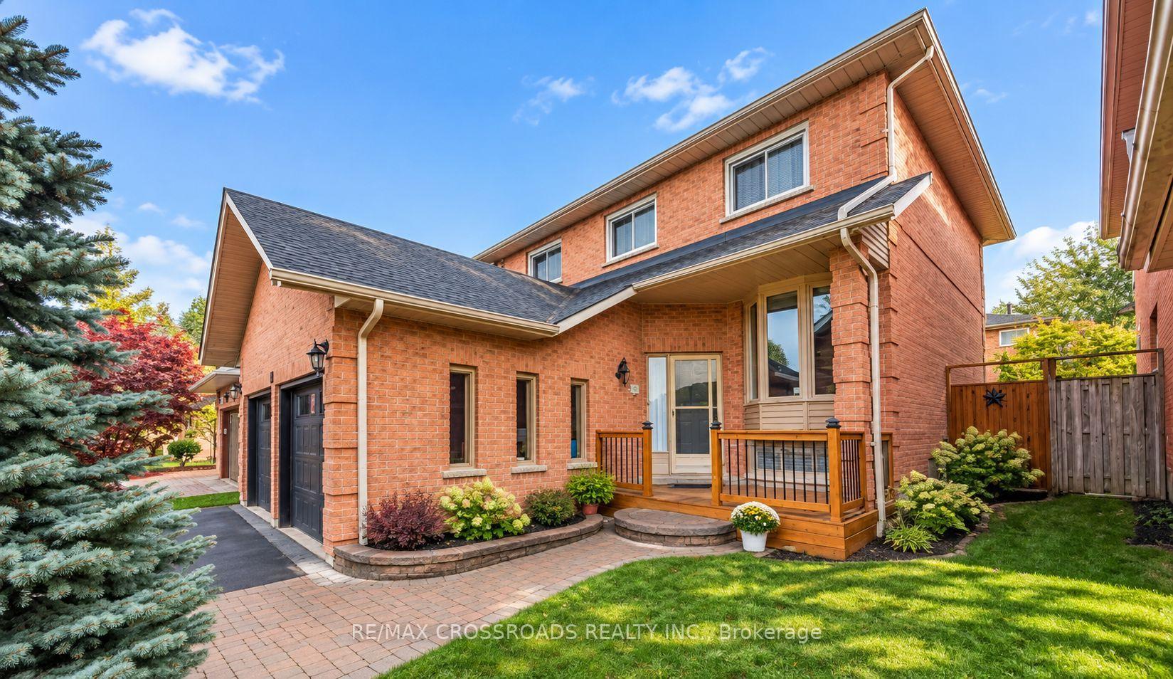 Photo 3 of 11 Murkar Crescent, Whitby, Blue Grass Meadows — HOMEH