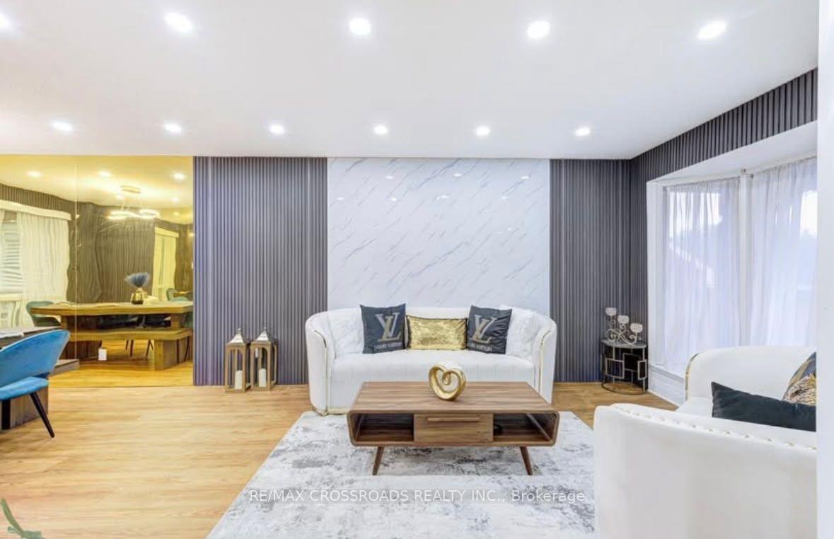 Photo 6 of 11 Murkar Crescent, Whitby, Blue Grass Meadows — HOMEH
