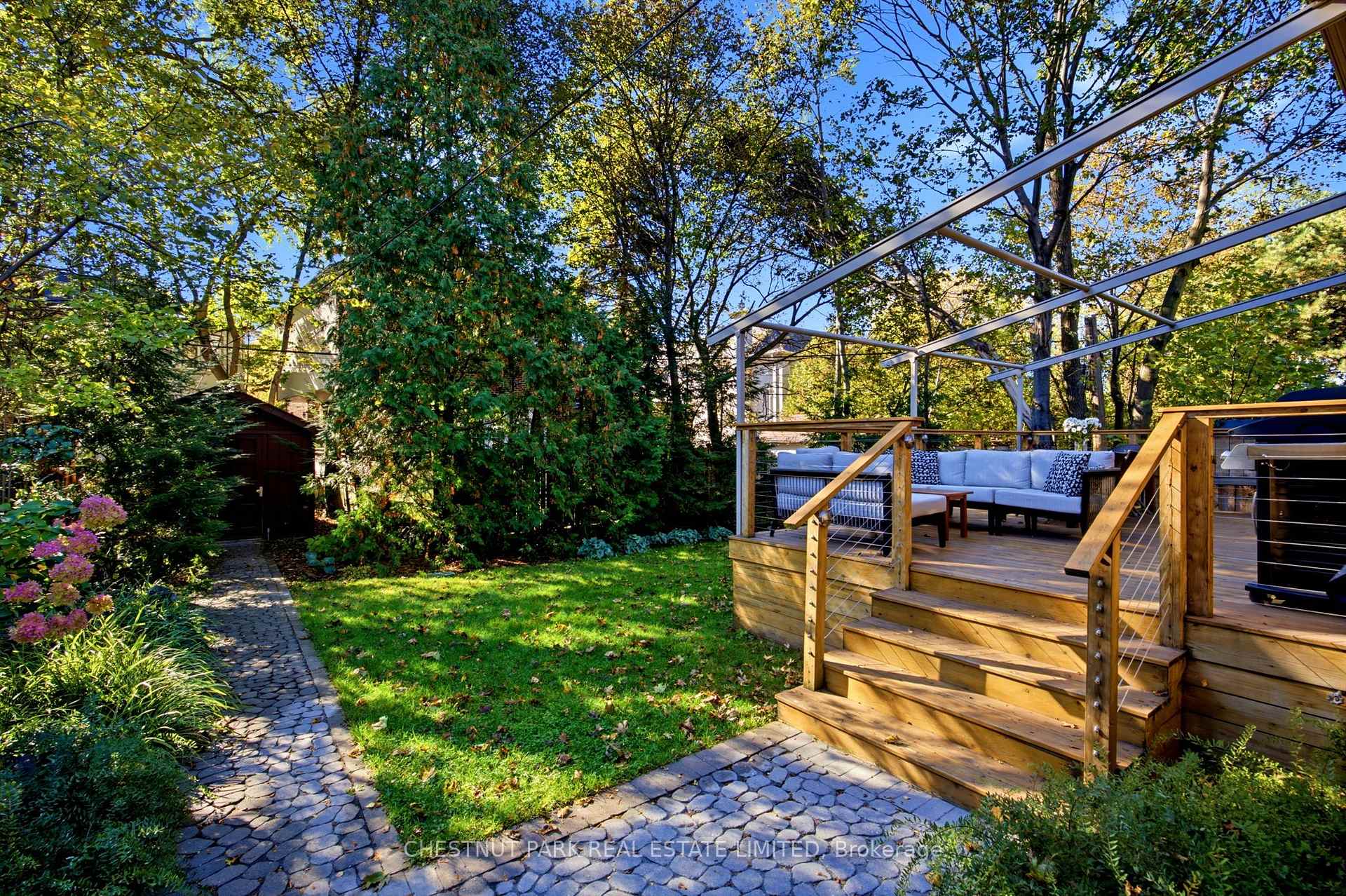 Photo 41 of 256 Old Forest Hill Road, Toronto, Forest Hill North — HOMEH