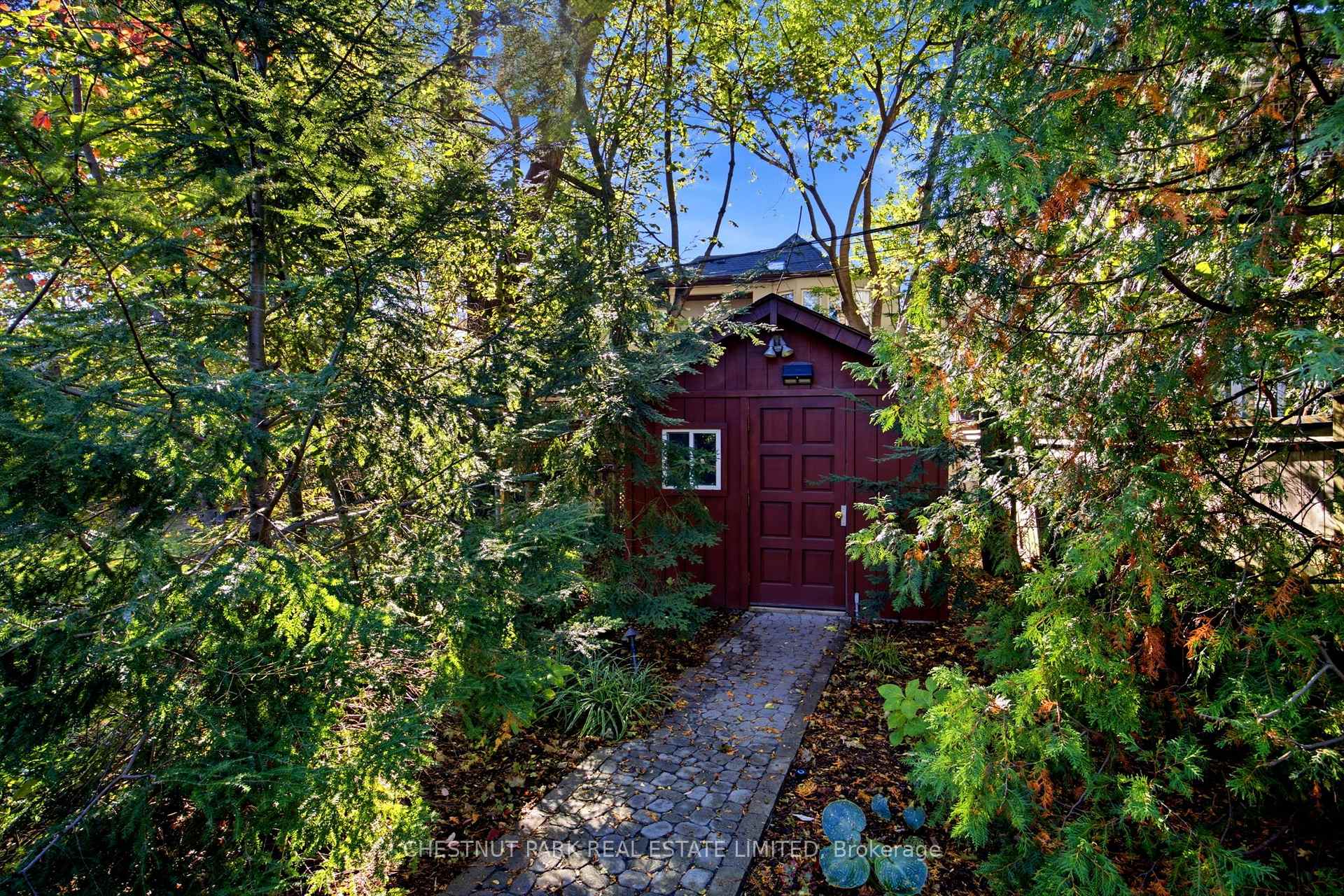 Photo 46 of 256 Old Forest Hill Road, Toronto, Forest Hill North — HOMEH