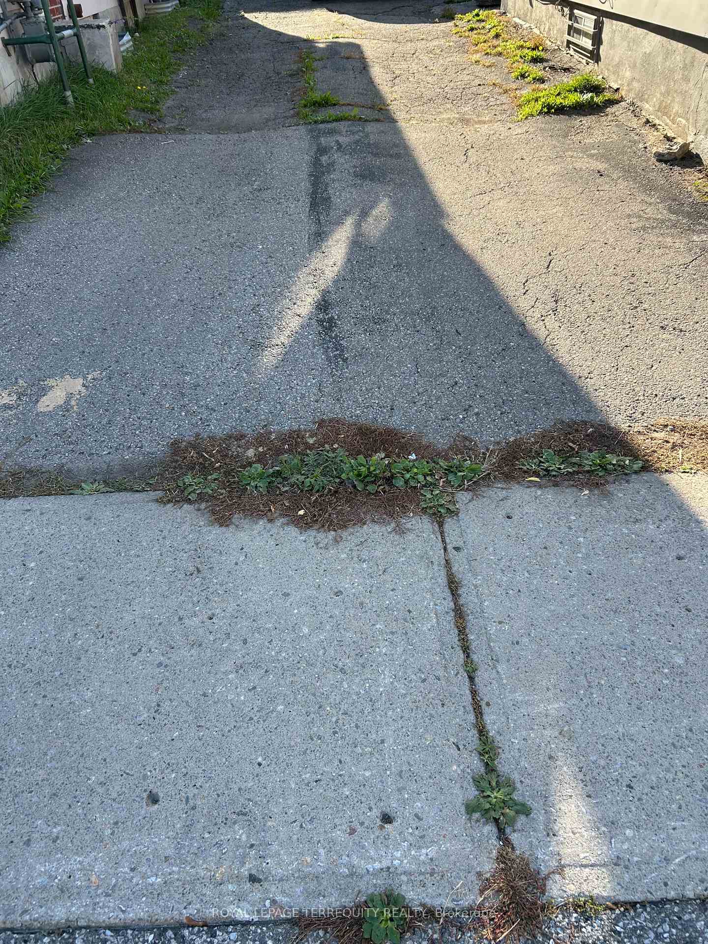 Photo 40 of 292 Celina Street, Oshawa, Central — HOMEH