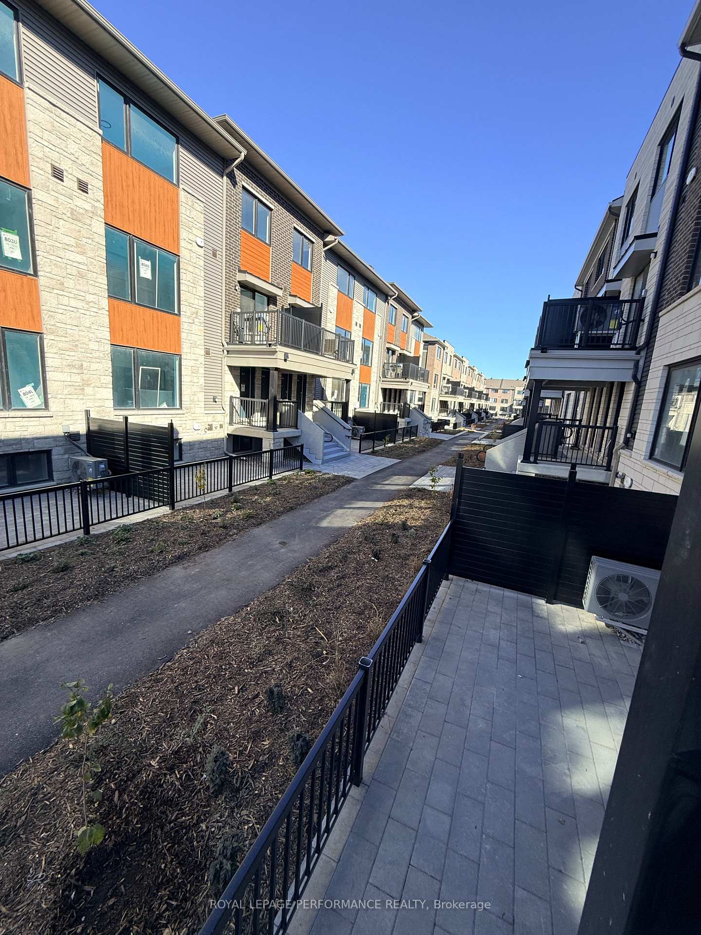 Photo 4 of Unit 9, 1001 Glenroy Gilbert Drive, Ottawa, Barrhaven - Strandherd — HOMEH