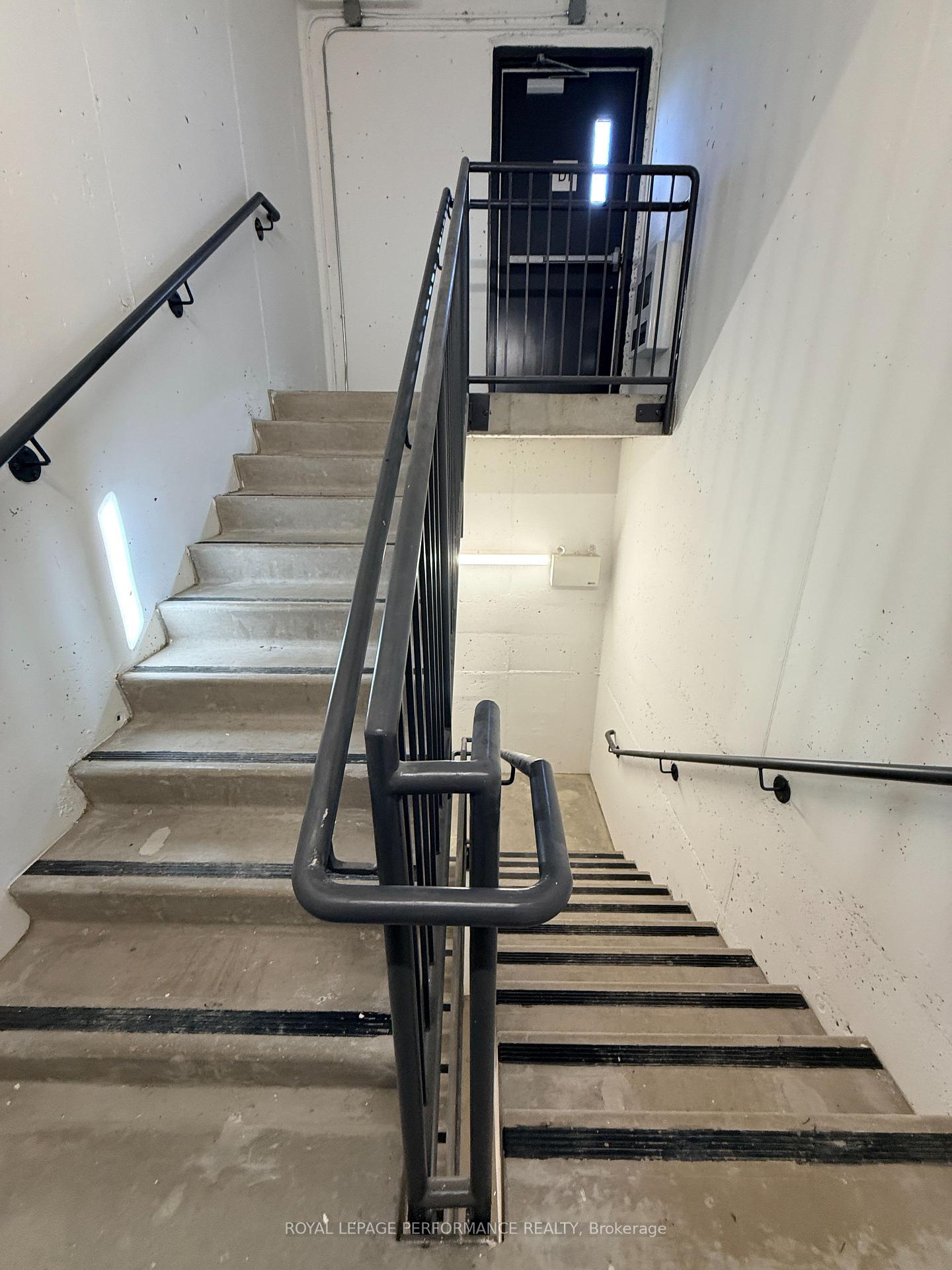 Photo 25 of Unit 9, 1001 Glenroy Gilbert Drive, Ottawa, Barrhaven - Strandherd — HOMEH