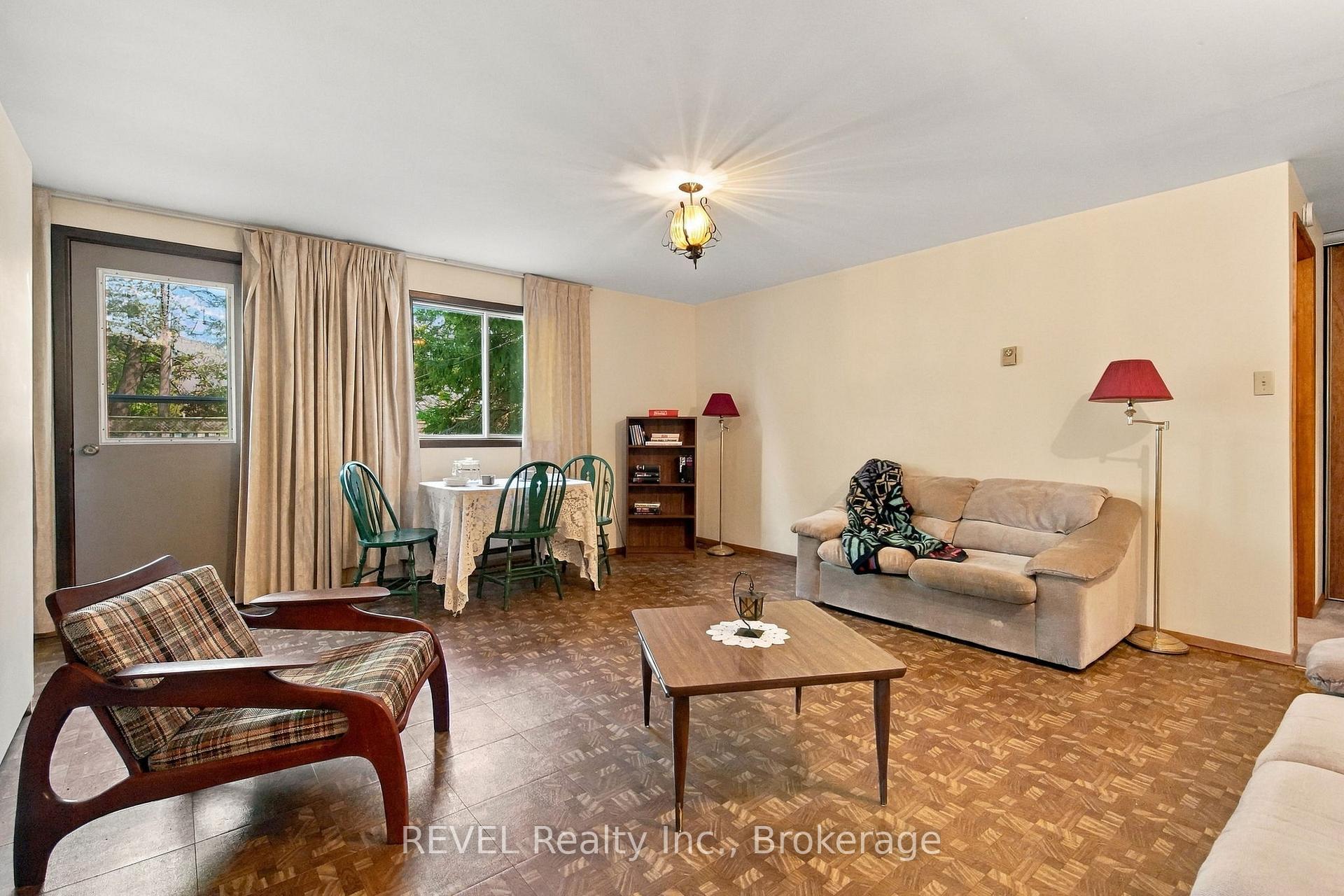 Photo 19 of 123 Ardwick Street, Whitby, Blue Grass Meadows — HOMEH
