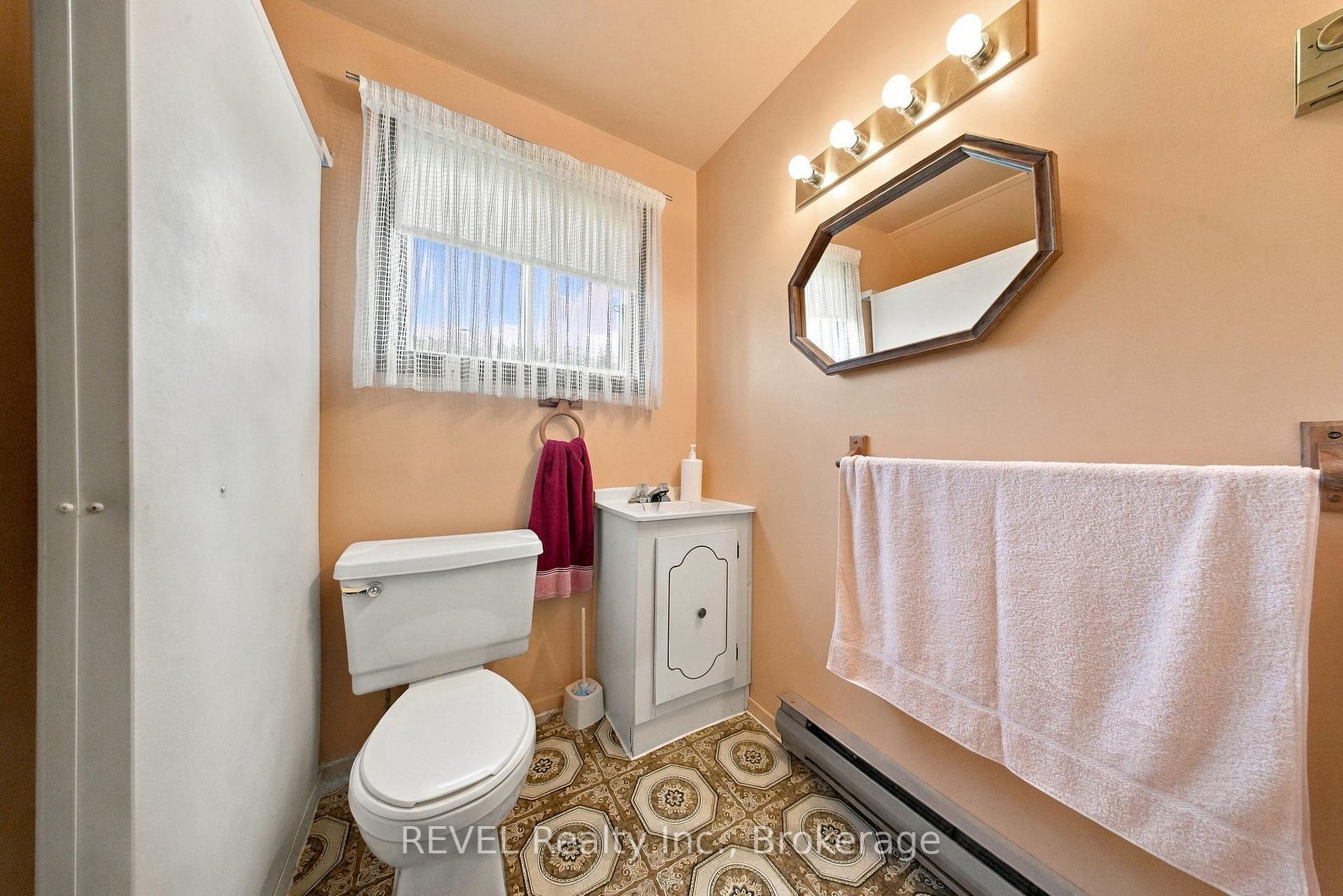 Photo 21 of 123 Ardwick Street, Whitby, Blue Grass Meadows — HOMEH