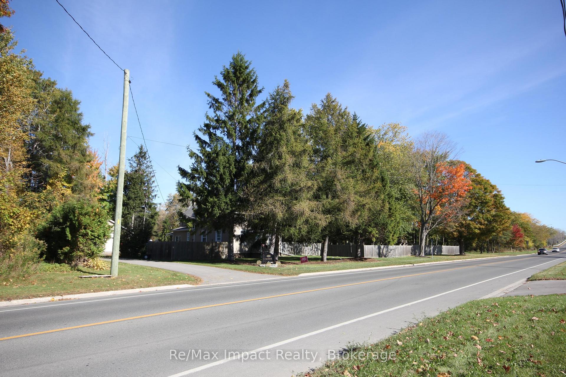 Photo 3 of 550 King Street E, Cobourg — HOMEH