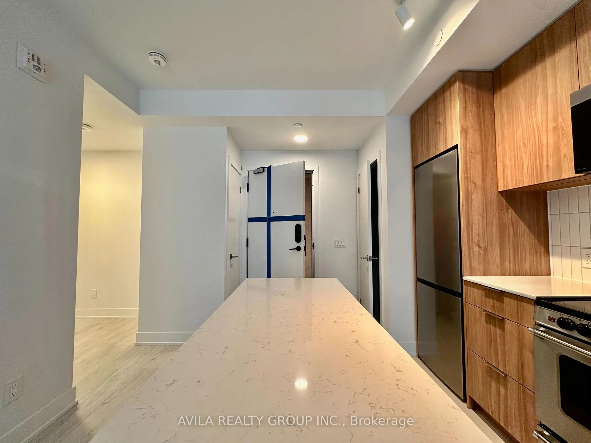 Photo 16 of Unit 210, 3008 William Cutmore Boulevard, Oakville, Joshua Meadows — HOMEH