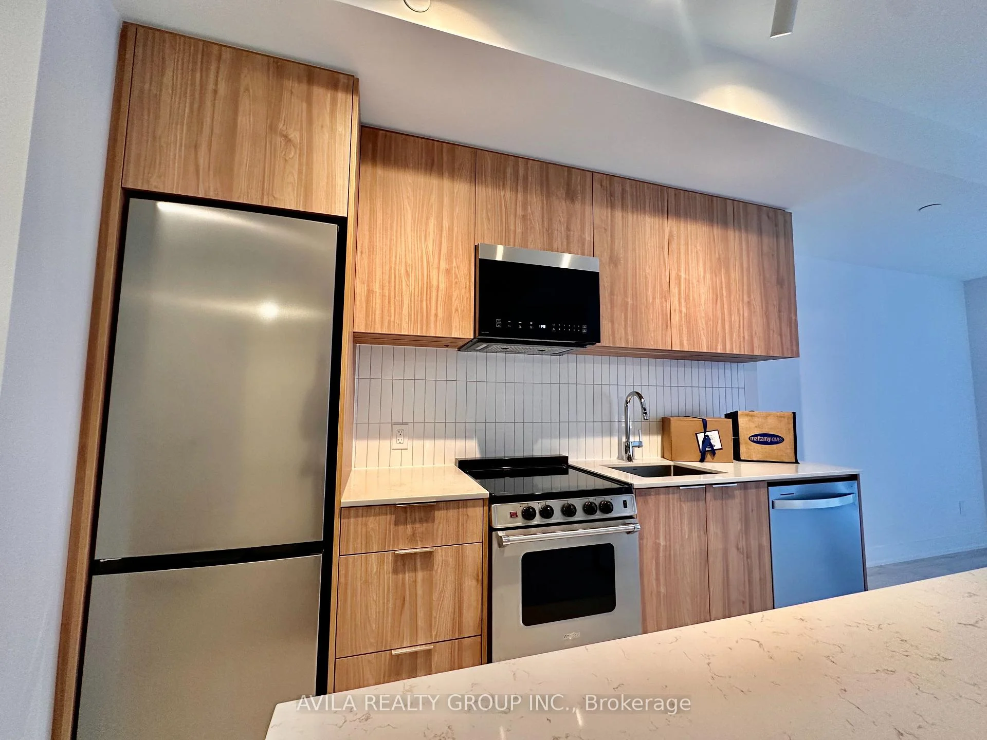 Photo 24 of Unit 210, 3008 William Cutmore Boulevard, Oakville, Joshua Meadows — HOMEH