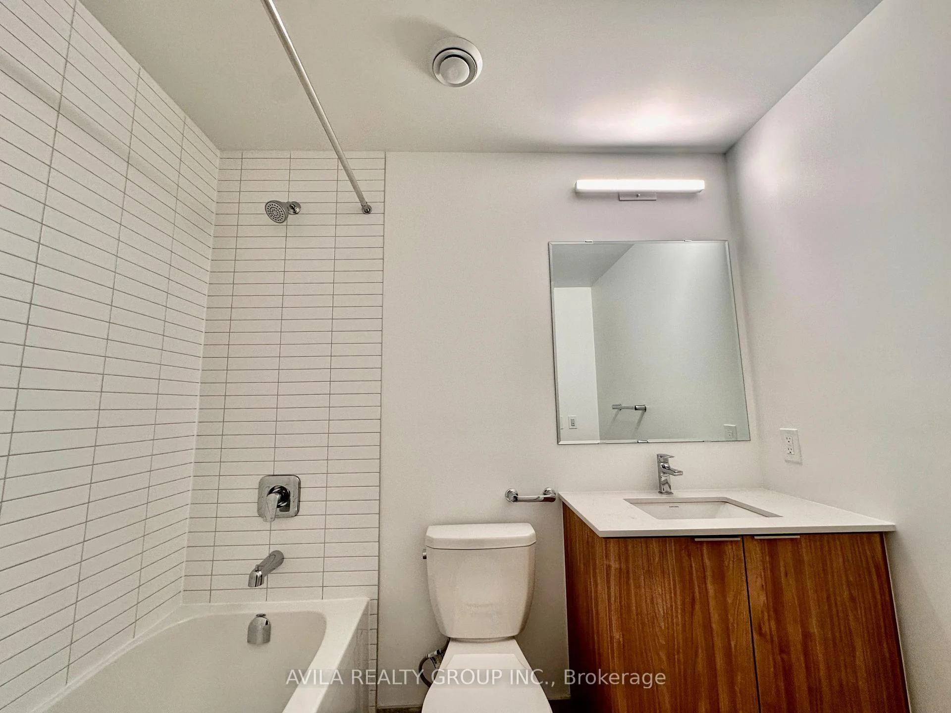 Photo 36 of Unit 210, 3008 William Cutmore Boulevard, Oakville, Joshua Meadows — HOMEH
