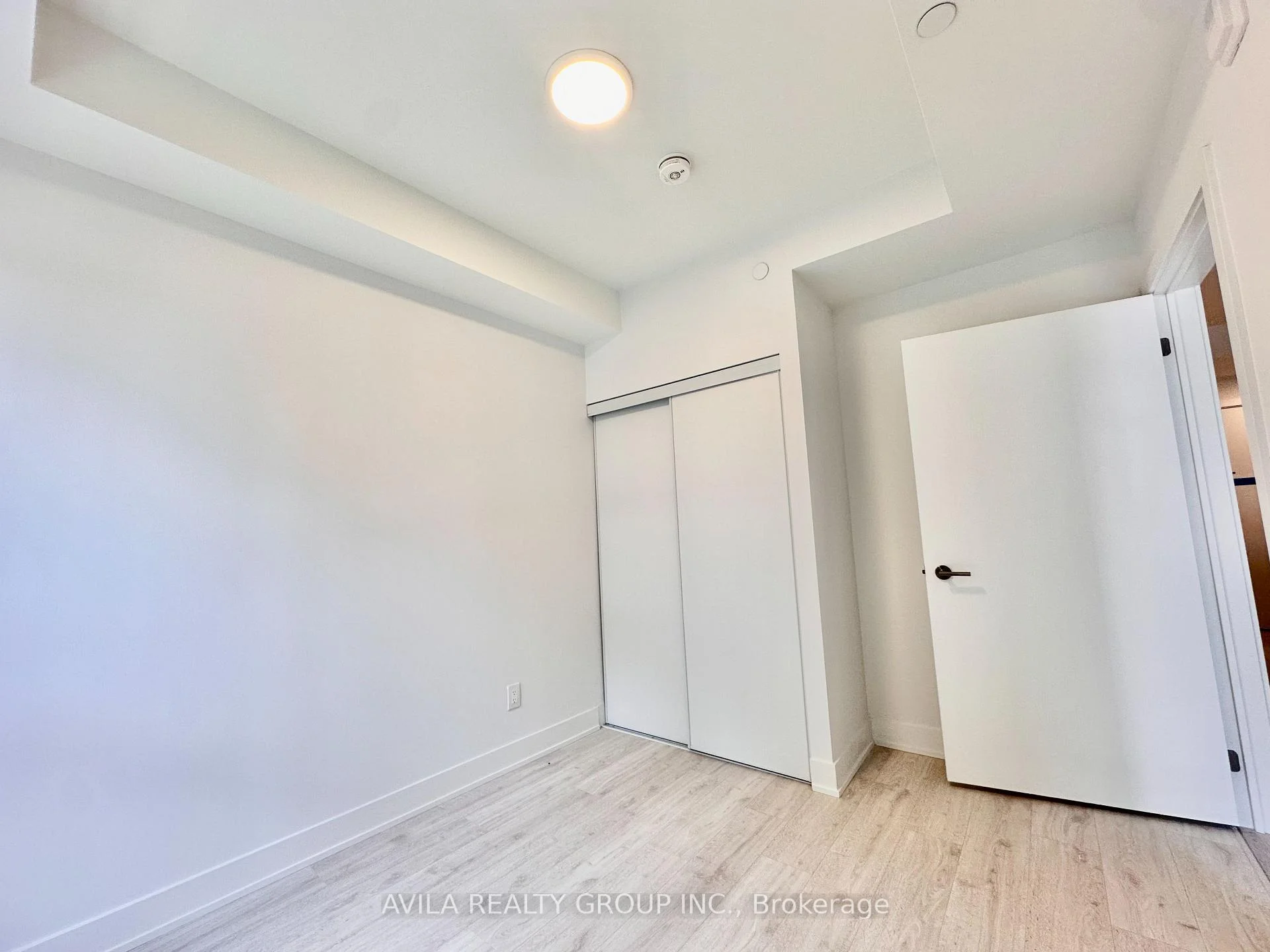 Photo 40 of Unit 210, 3008 William Cutmore Boulevard, Oakville, Joshua Meadows — HOMEH