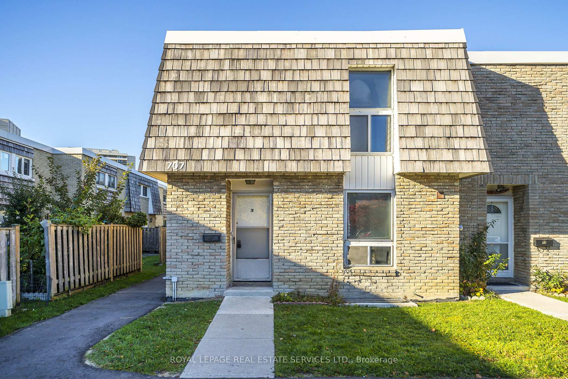 Photo 1 of Unit 51, 707 Burnhamthorpe Road, Etobicoke, Markland Wood — HOMEH
