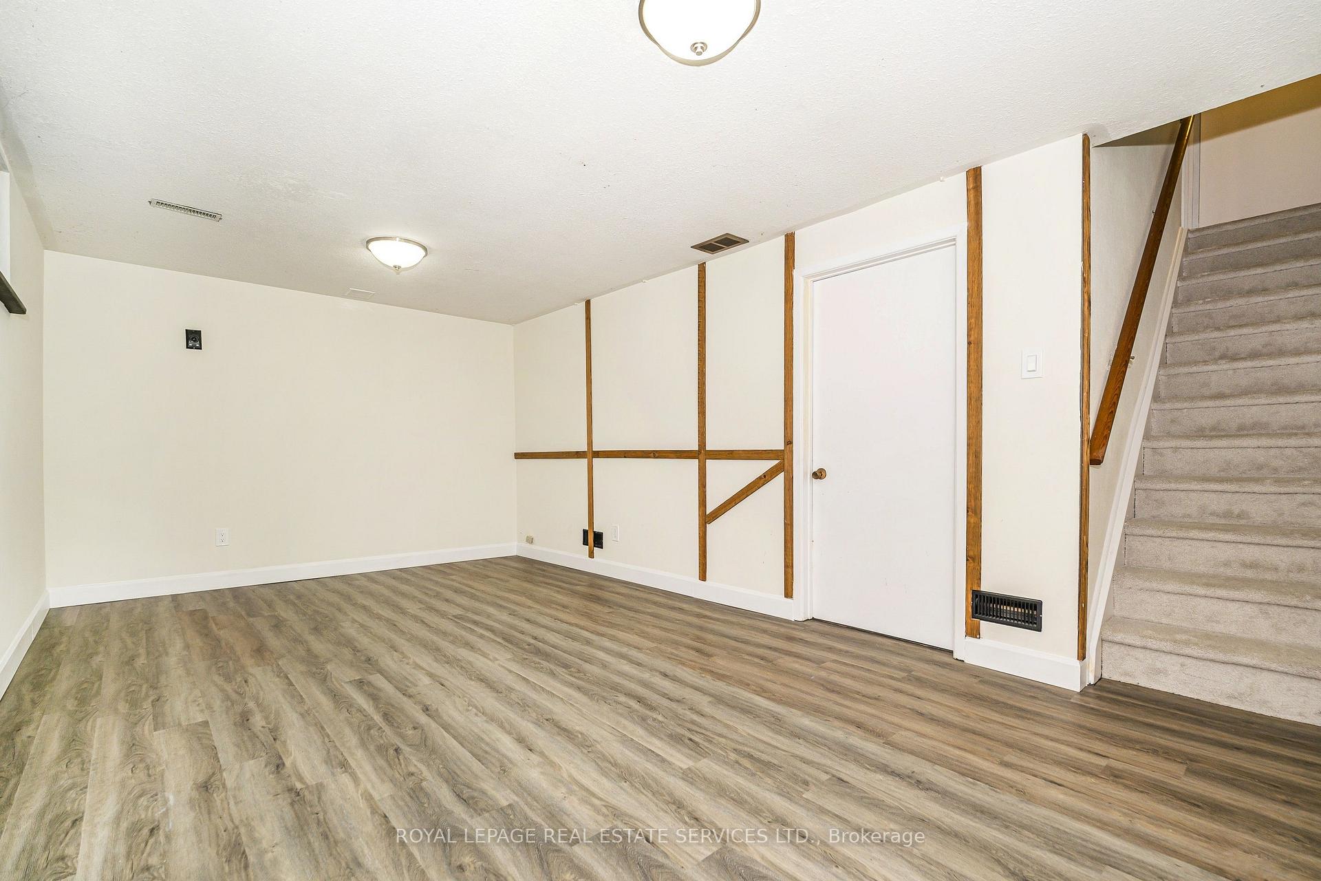 Photo 25 of Unit 51, 707 Burnhamthorpe Road, Etobicoke, Markland Wood — HOMEH