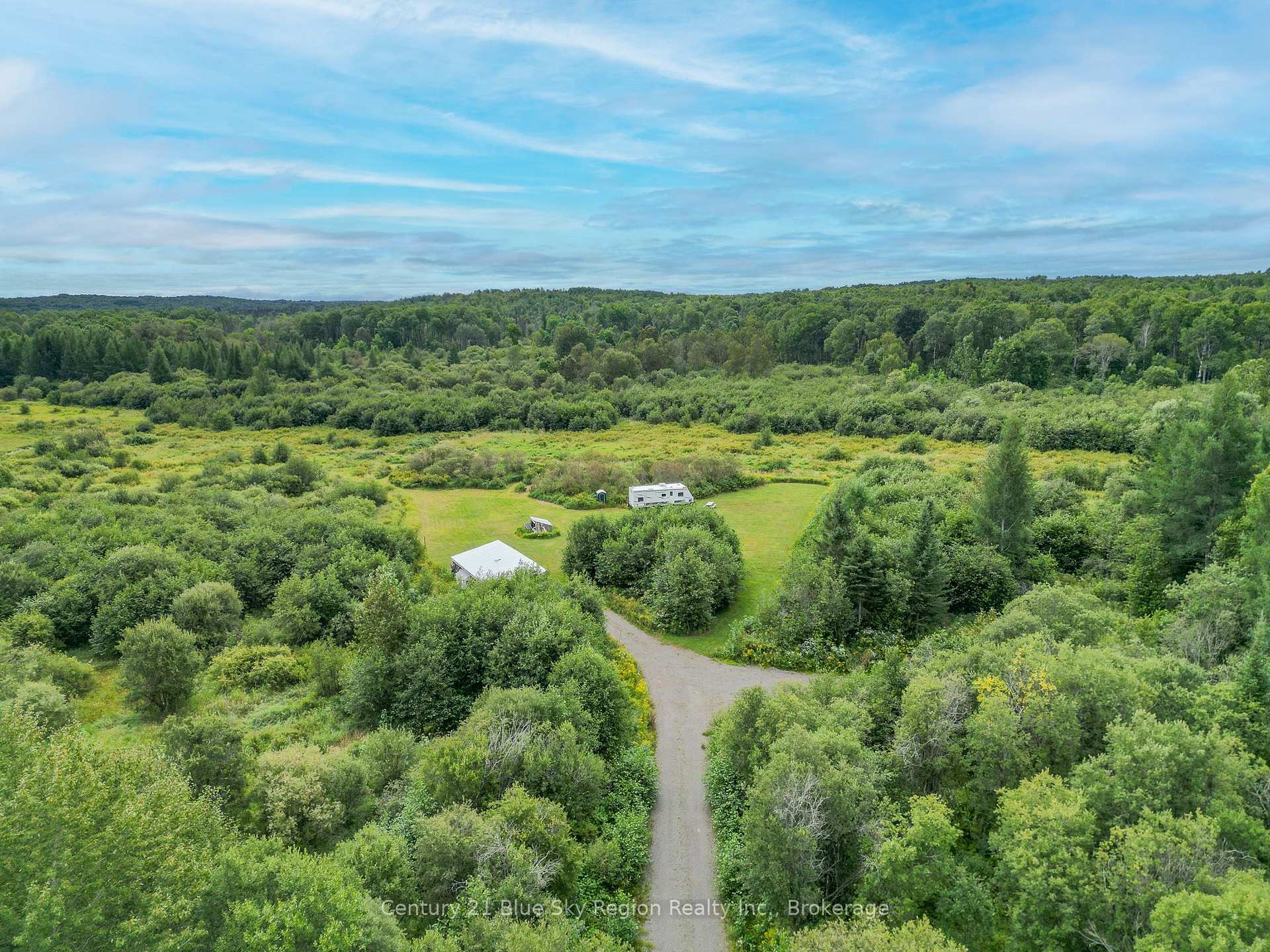 Photo 16 of 1131 Hills Siding Road, Chisholm — HOMEH