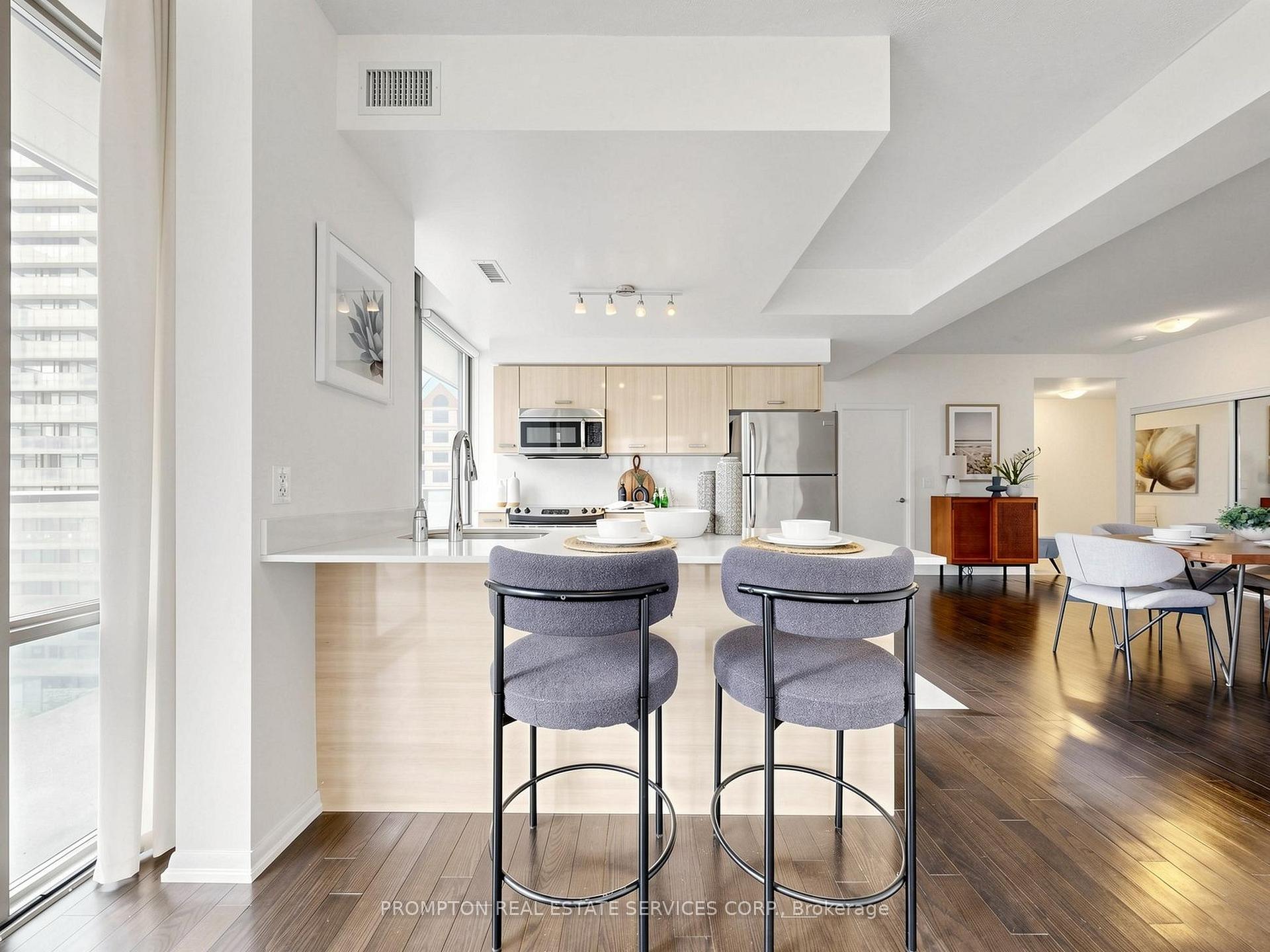 Photo 15 of Unit 905, 832 Bay Street, Toronto, Bay Street Corridor — HOMEH