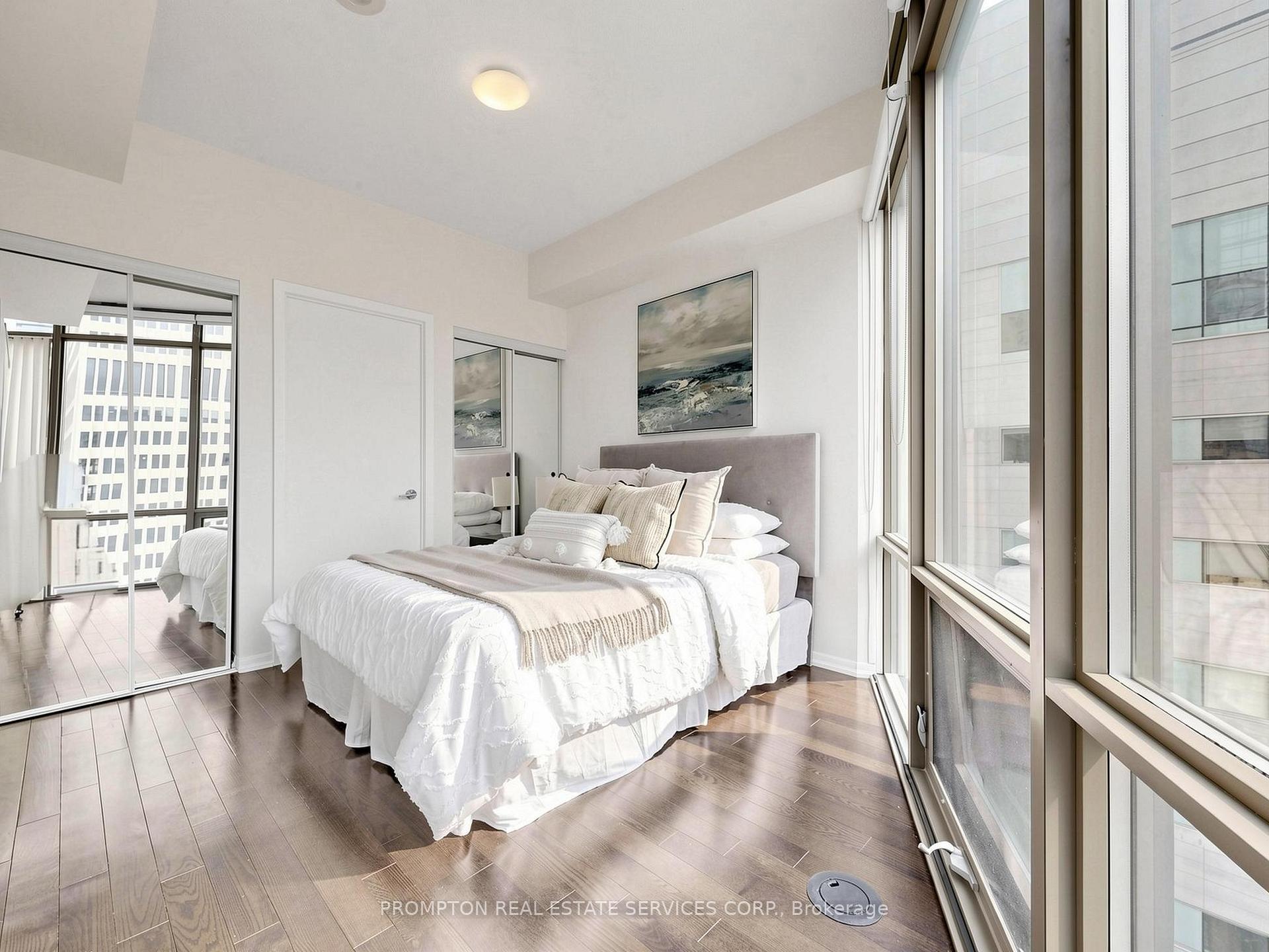 Photo 20 of Unit 905, 832 Bay Street, Toronto, Bay Street Corridor — HOMEH