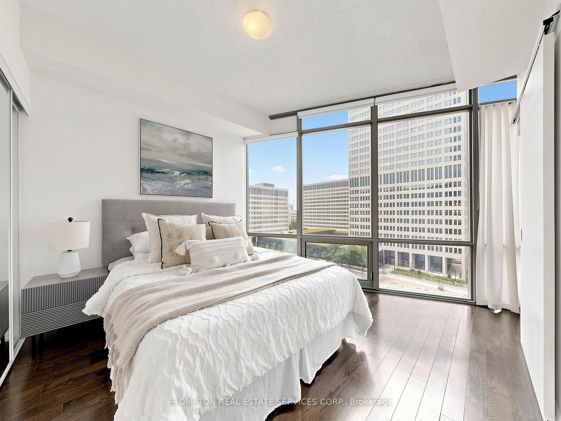 Photo 21 of Unit 905, 832 Bay Street, Toronto, Bay Street Corridor — HOMEH