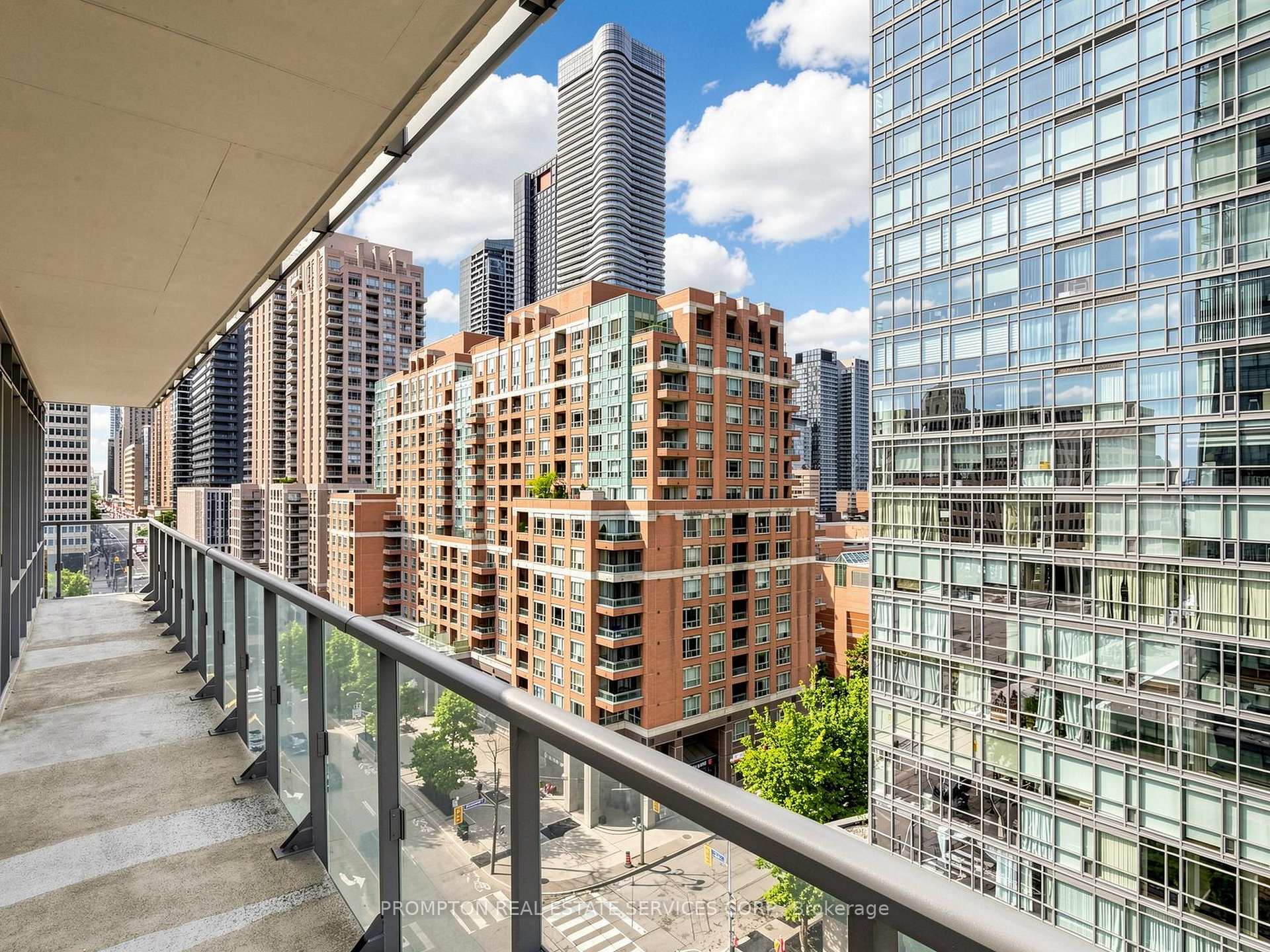 Photo 33 of Unit 905, 832 Bay Street, Toronto, Bay Street Corridor — HOMEH