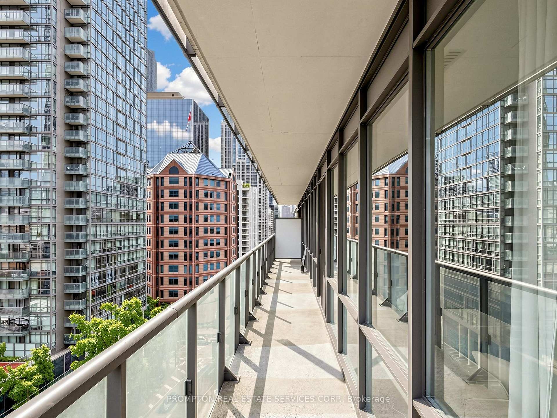 Photo 36 of Unit 905, 832 Bay Street, Toronto, Bay Street Corridor — HOMEH