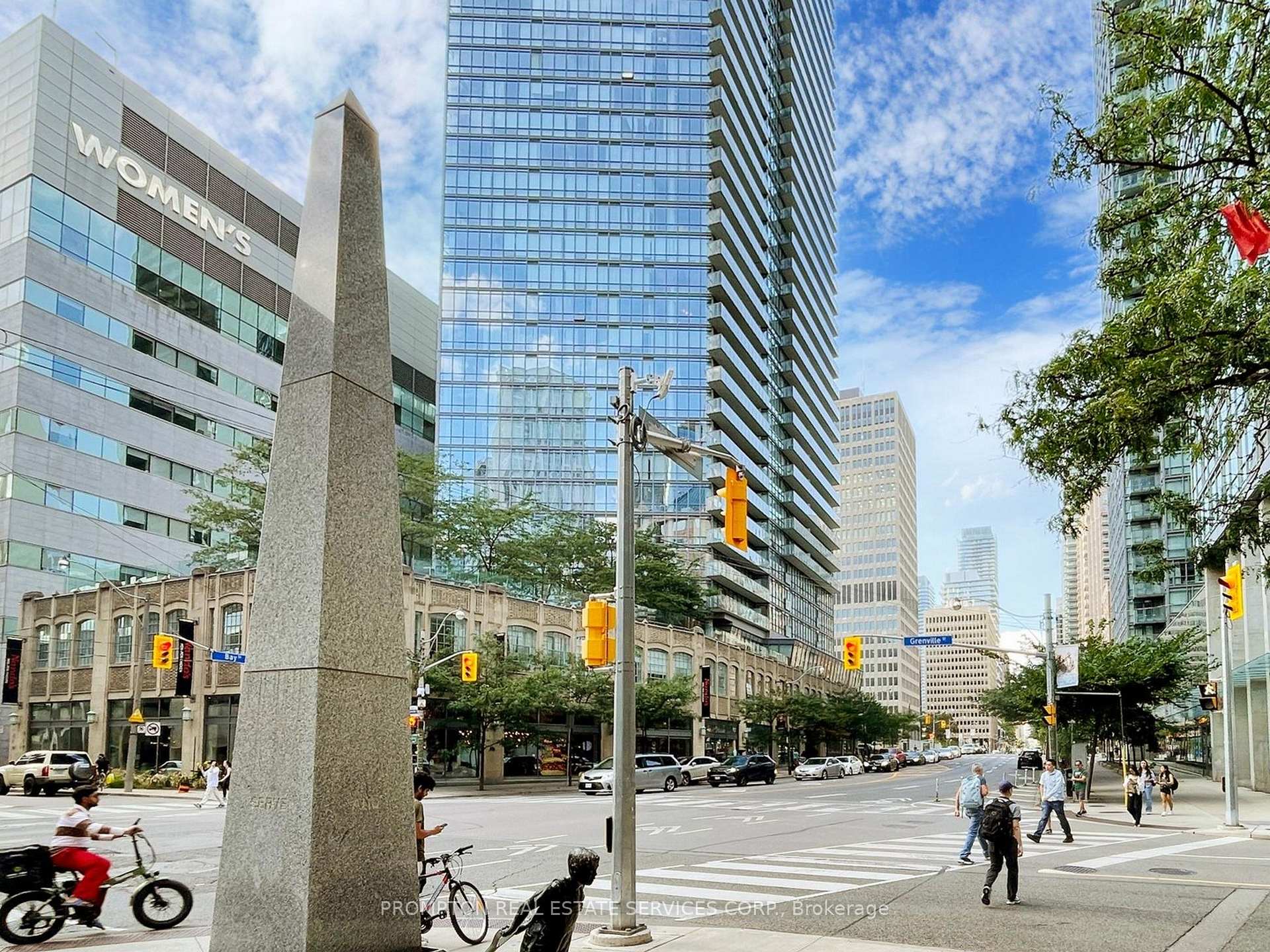 Photo 47 of Unit 905, 832 Bay Street, Toronto, Bay Street Corridor — HOMEH