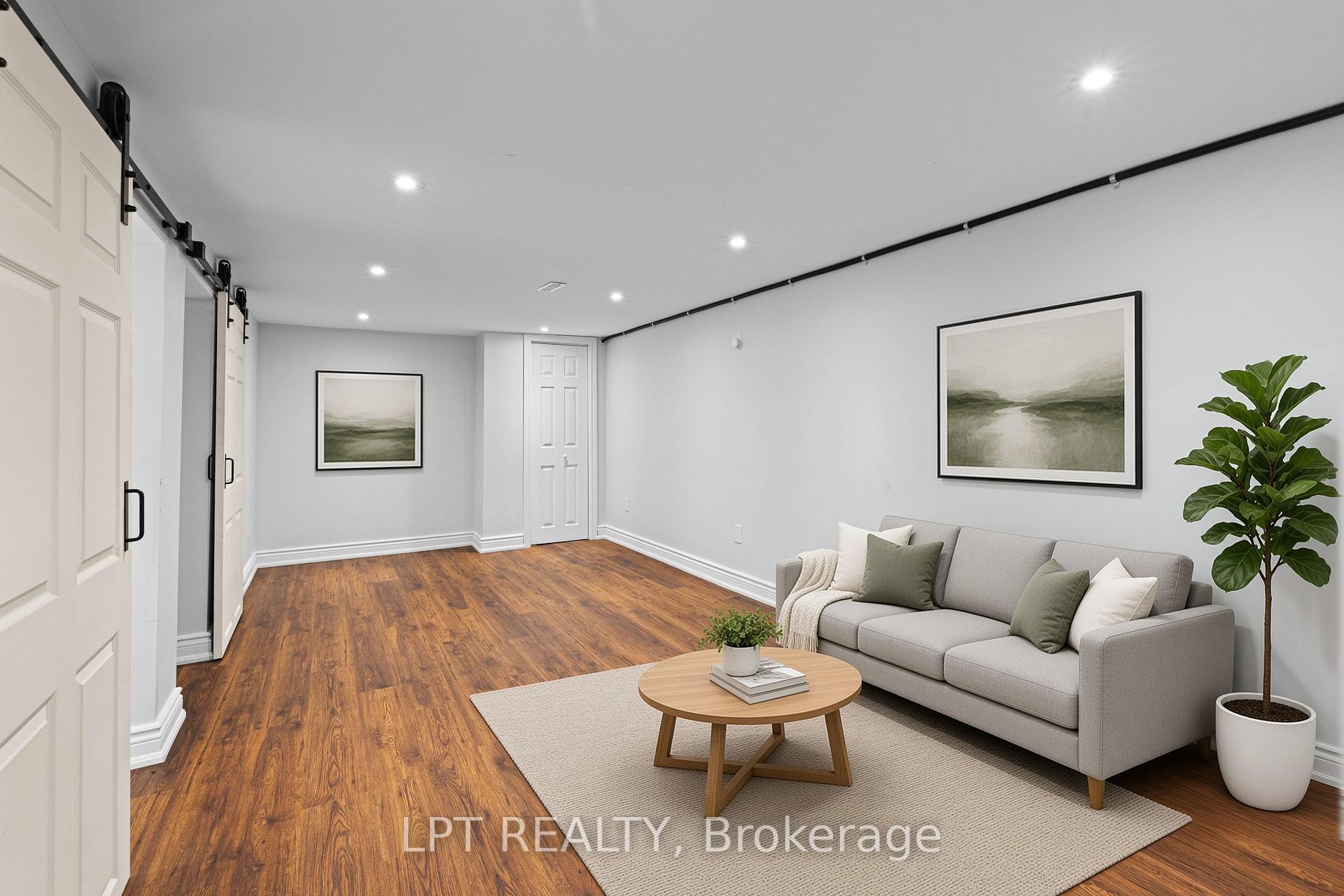 Photo 41 of 40 Rosemary Lane, Georgina, Pefferlaw — HOMEH