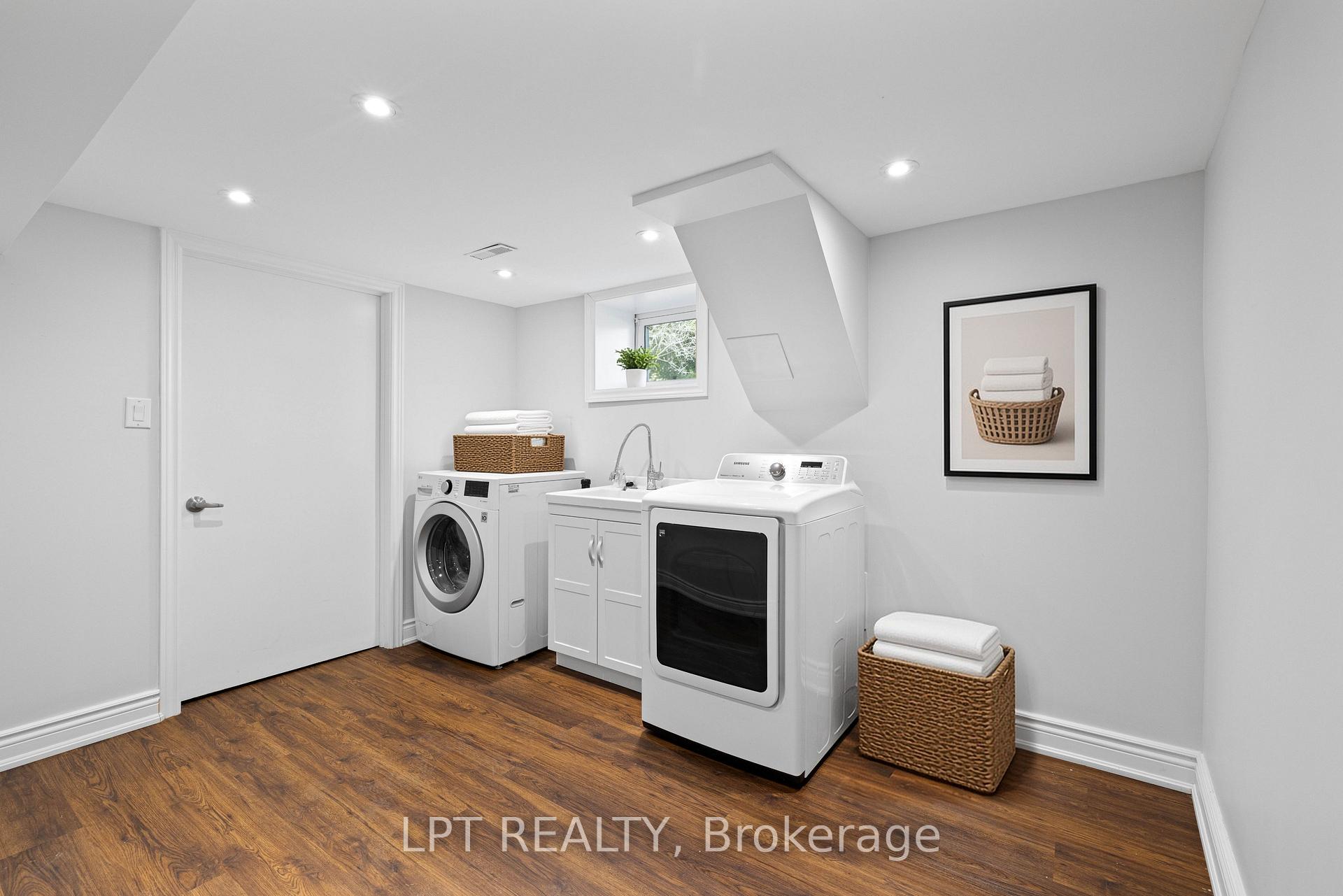 Photo 53 of 40 Rosemary Lane, Georgina, Pefferlaw — HOMEH