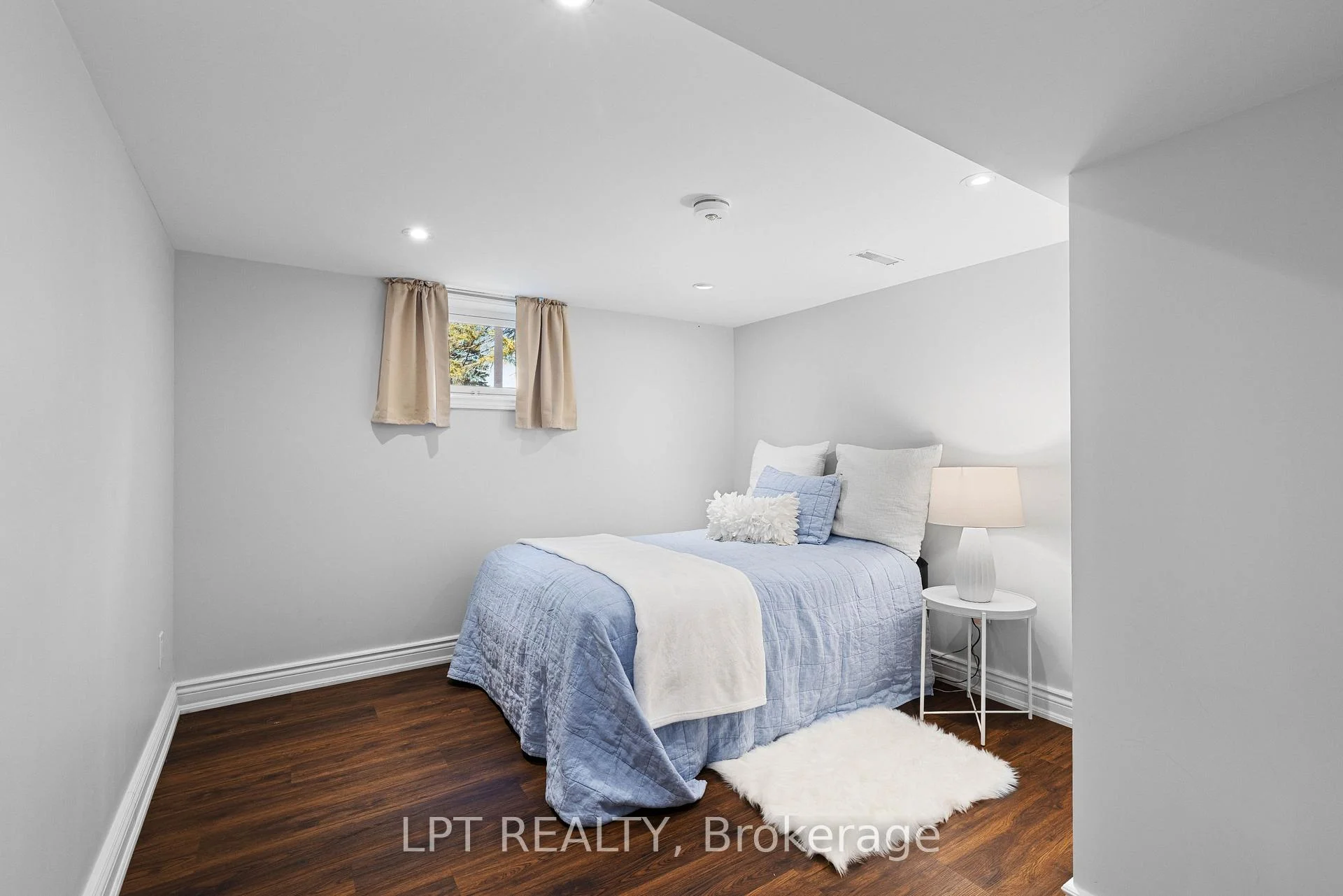 Photo 44 of 40 Rosemary Lane, Georgina, Pefferlaw — HOMEH