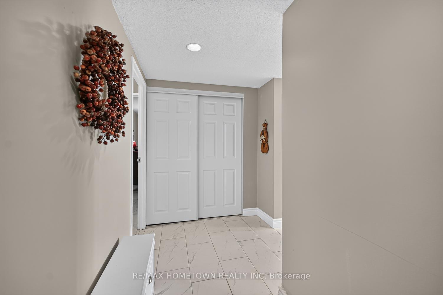 Photo 17 of Unit 704, 55 Water Street E, Brockville, Brockville — HOMEH