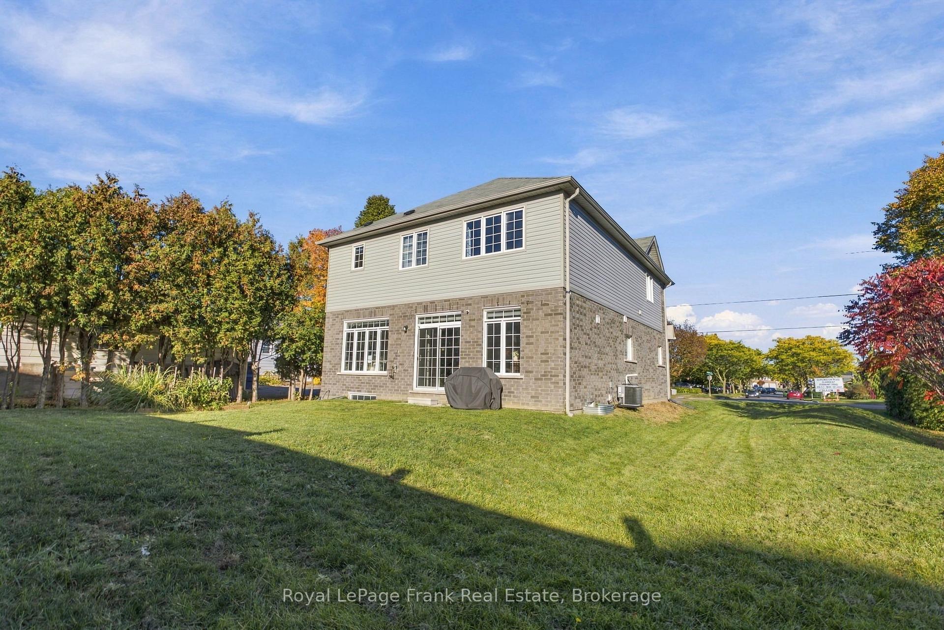 Photo 37 of 90 Townline Road S, Oshawa, Donevan — HOMEH