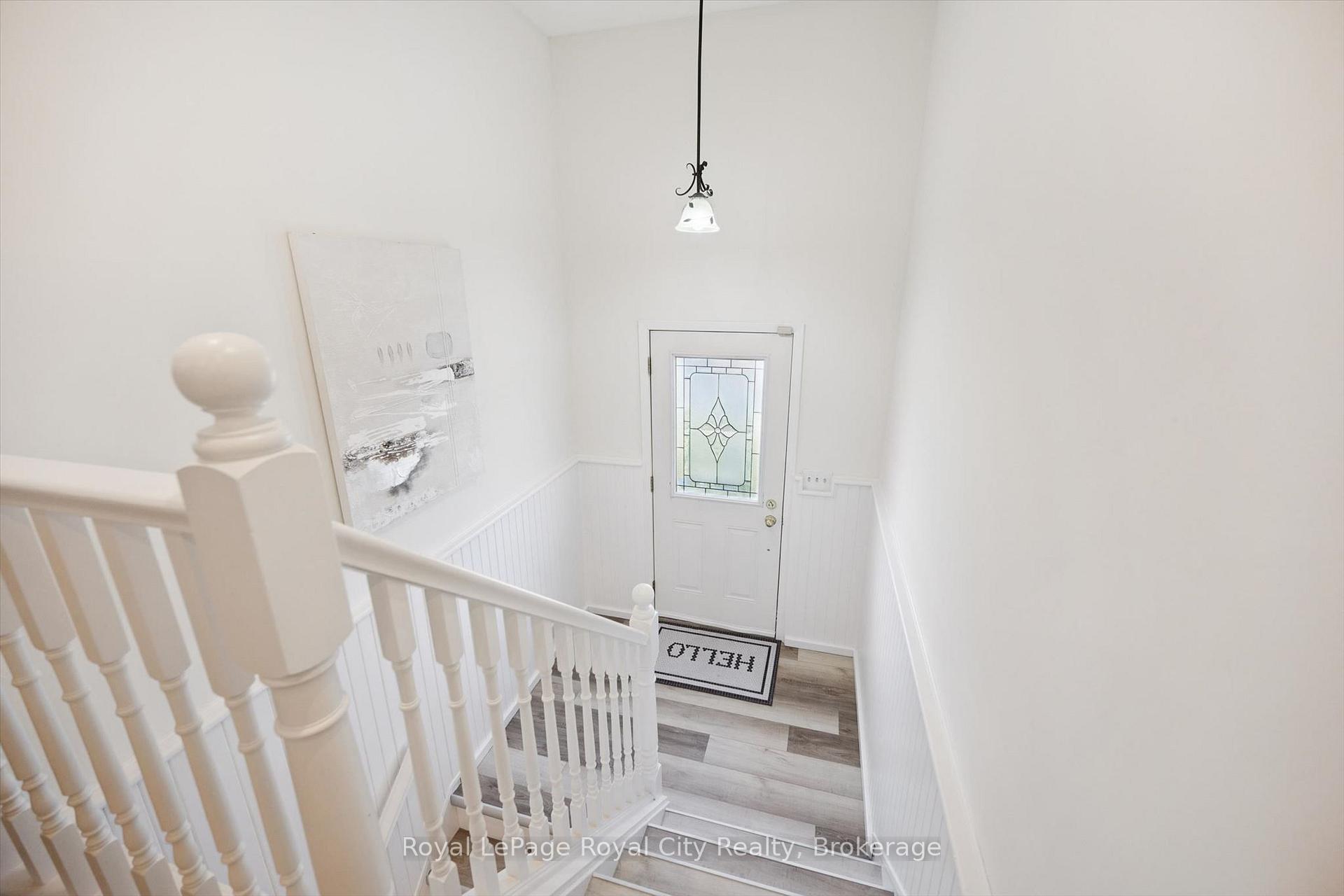 Photo 6 of 26 Dakota Drive, Guelph, Victoria North — HOMEH
