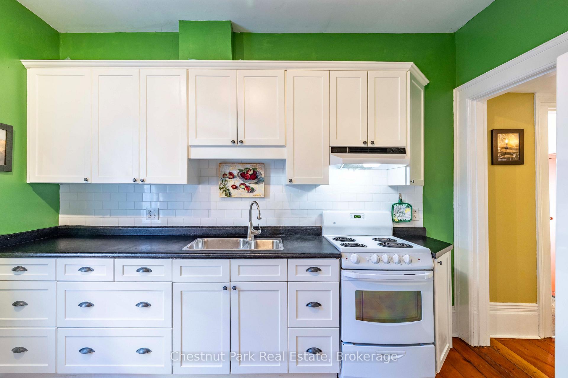 Photo 13 of 756 15th Street E, Owen Sound — HOMEH