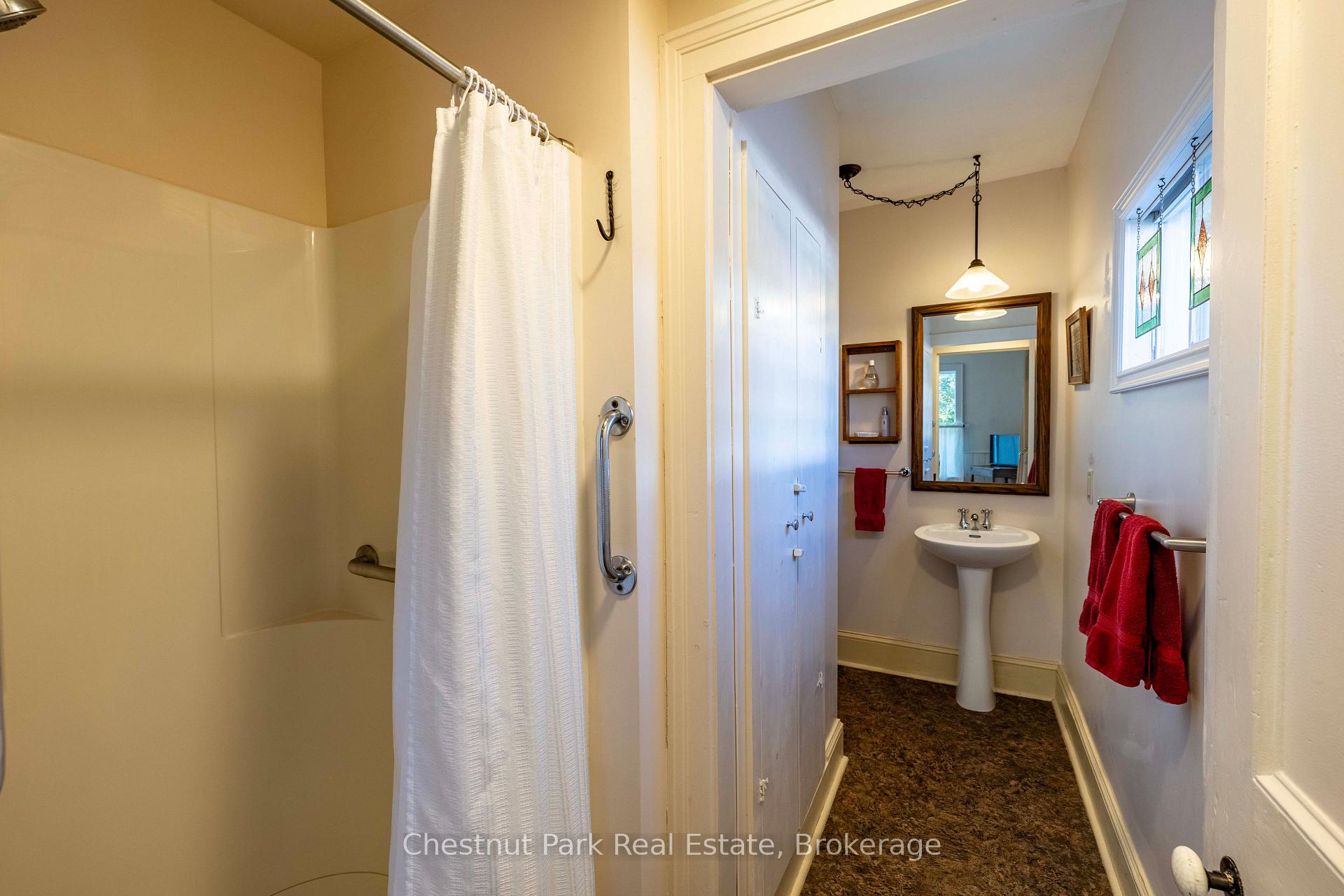 Photo 19 of 756 15th Street E, Owen Sound — HOMEH