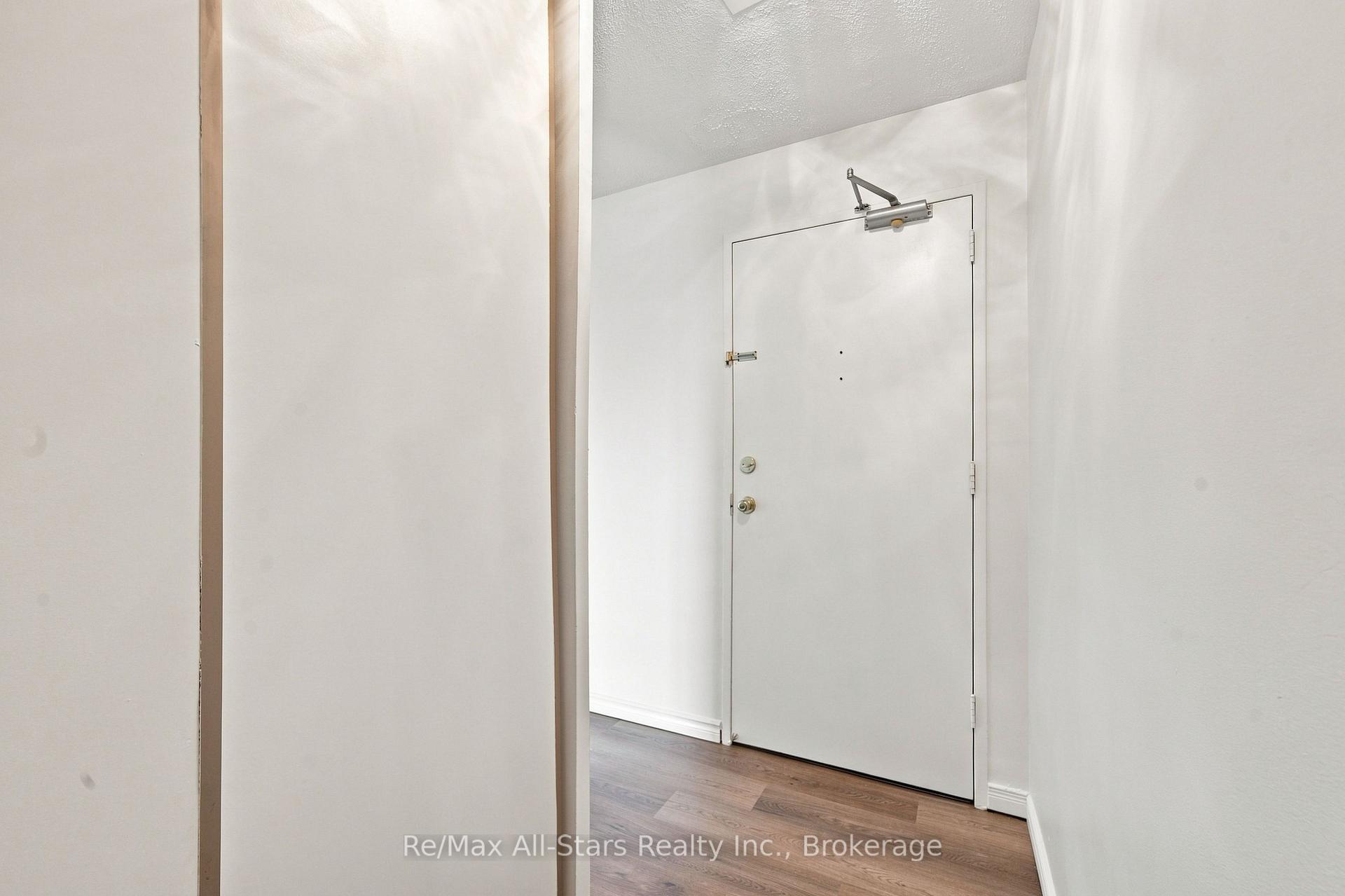 Photo 25 of Unit 806, 855 Kennedy Road, Scarborough, Ionview — HOMEH