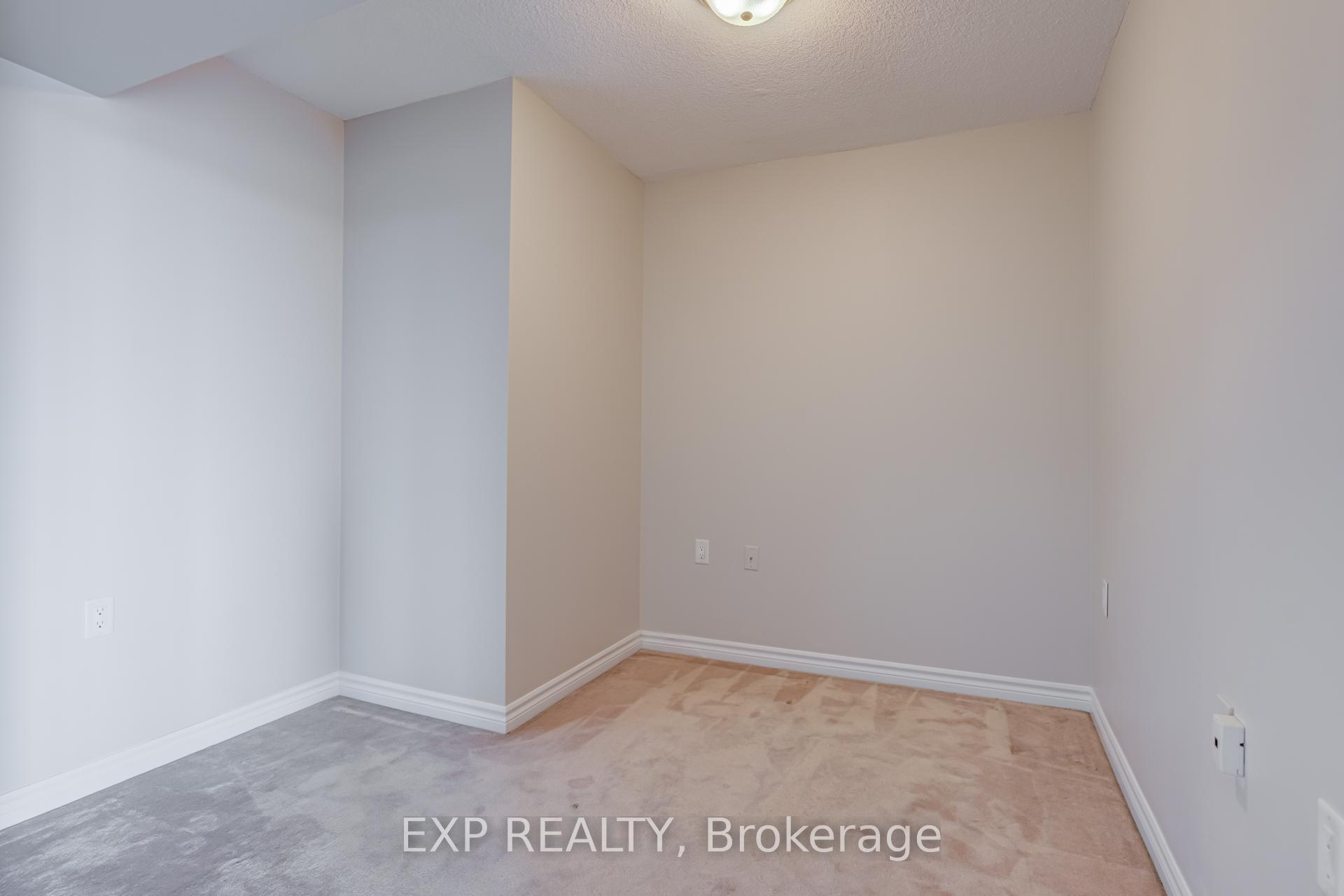 Photo 14 of Unit 506, 3840 Bathurst Street, North York, Clanton Park — HOMEH