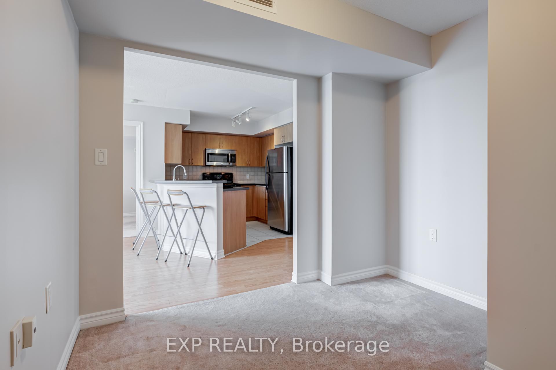 Photo 15 of Unit 506, 3840 Bathurst Street, North York, Clanton Park — HOMEH