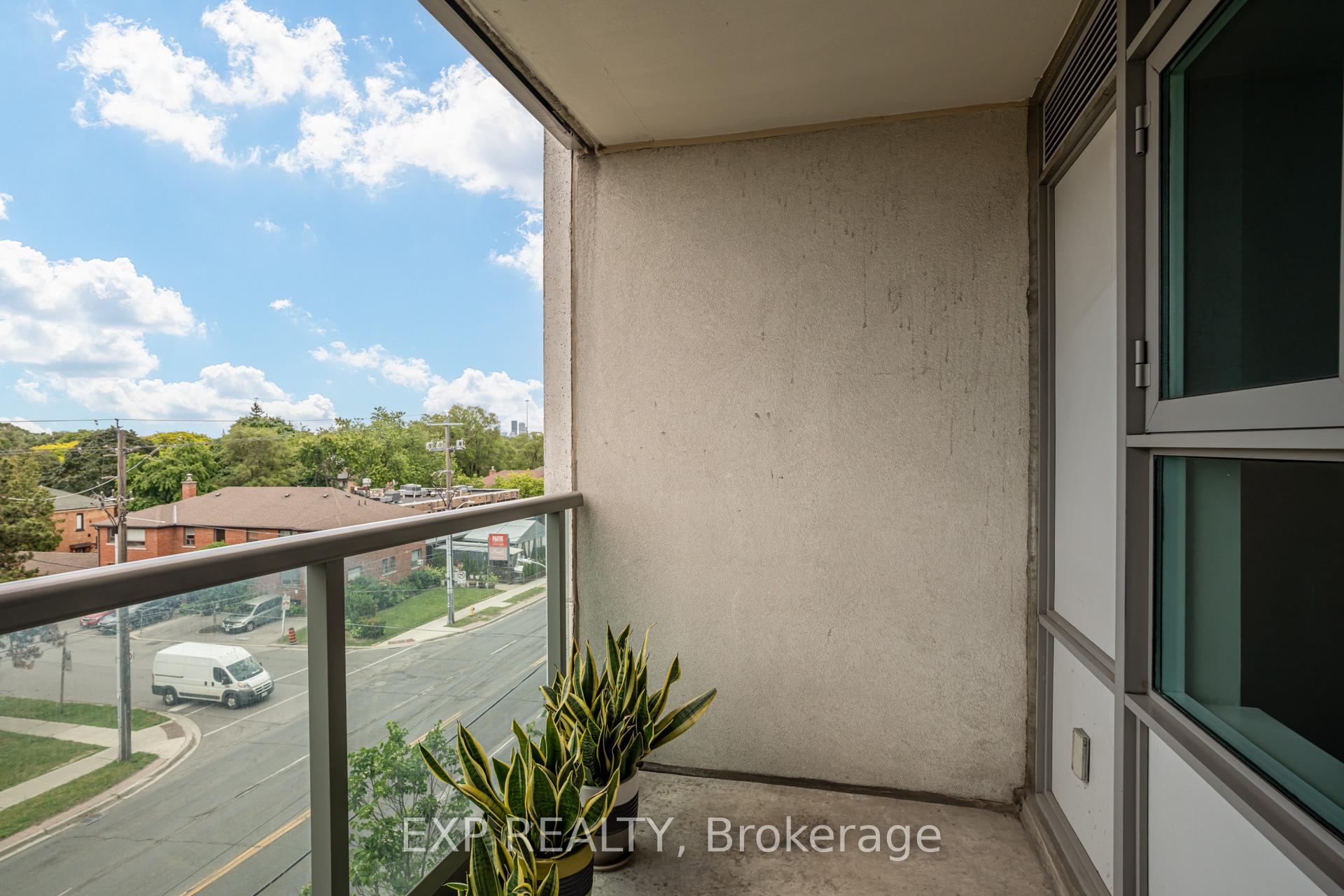 Photo 18 of Unit 506, 3840 Bathurst Street, North York, Clanton Park — HOMEH