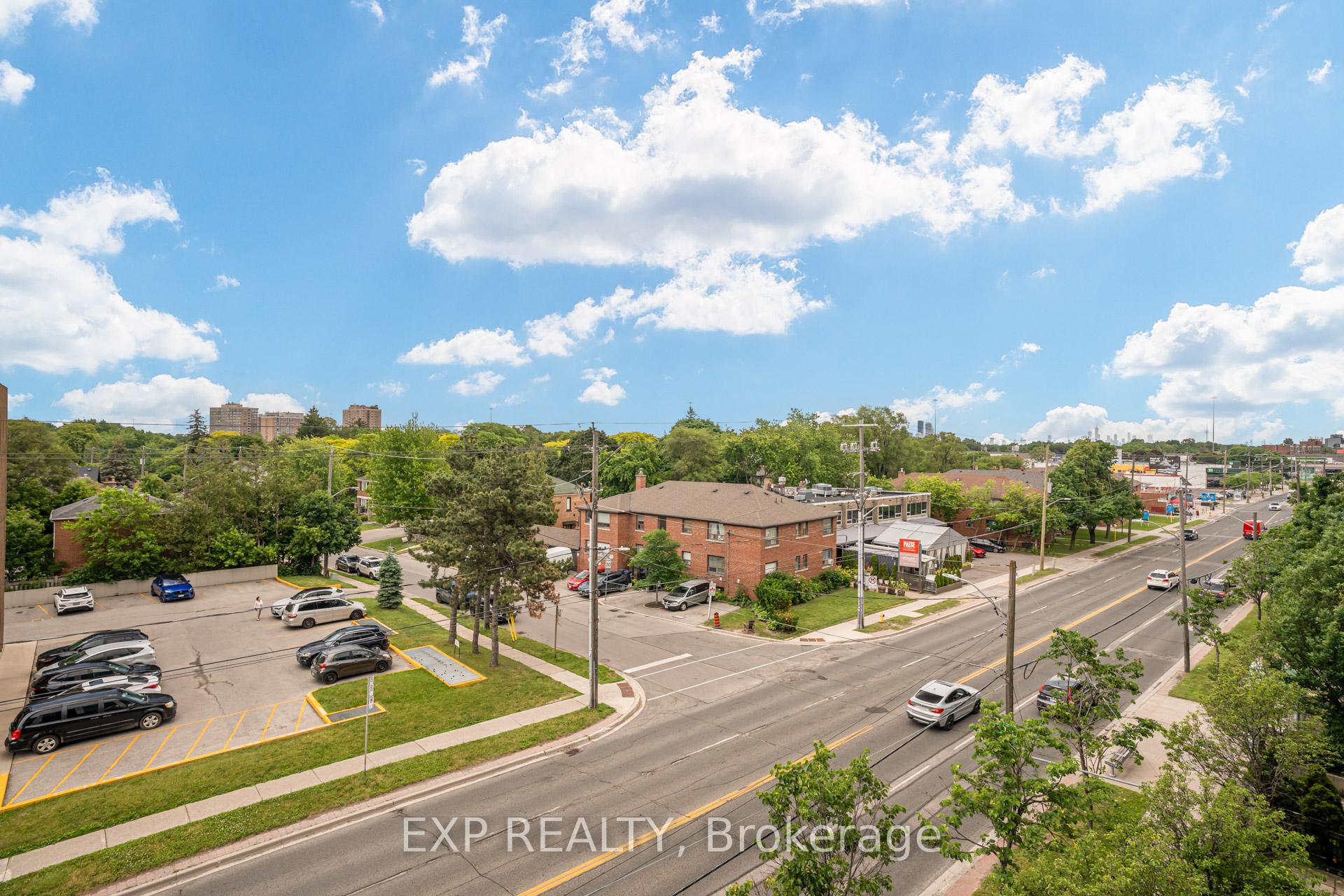 Photo 21 of Unit 506, 3840 Bathurst Street, North York, Clanton Park — HOMEH