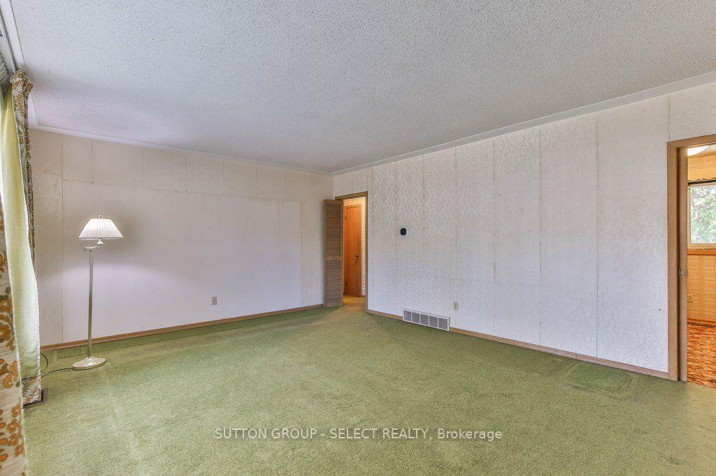Photo 7 of 88 Ebury Crescent, London, South S — HOMEH