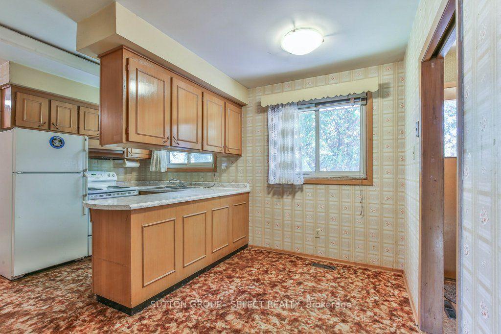 Photo 15 of 88 Ebury Crescent, London, South S — HOMEH