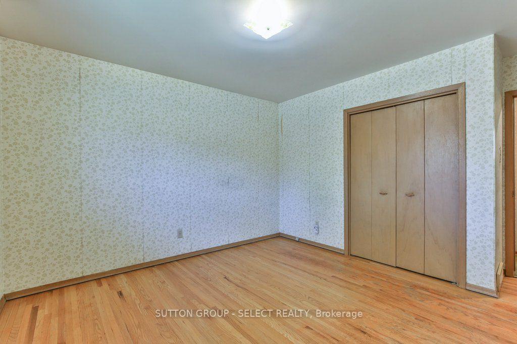Photo 18 of 88 Ebury Crescent, London, South S — HOMEH