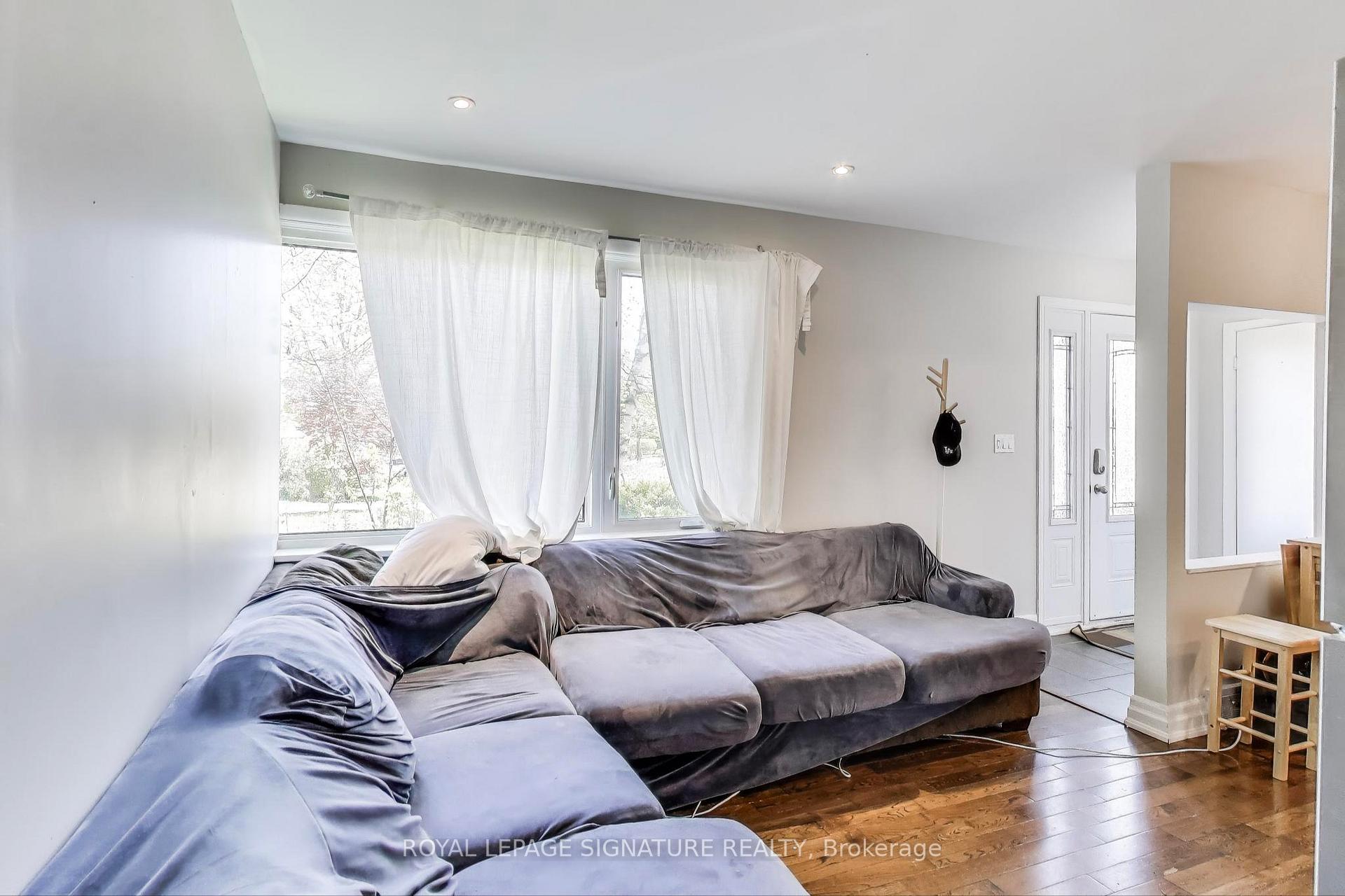 Photo 4 of 68 Harold Court, Hamilton, Ainslie Wood — HOMEH